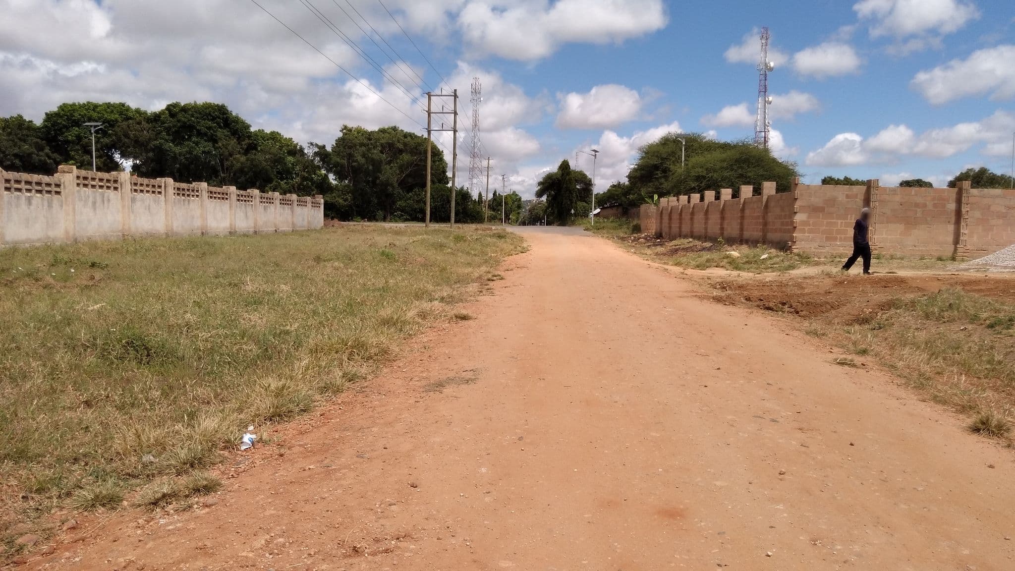 Street view near Starline Hotel, Dodoma — © galah (CC BY-SA · Mapillary)