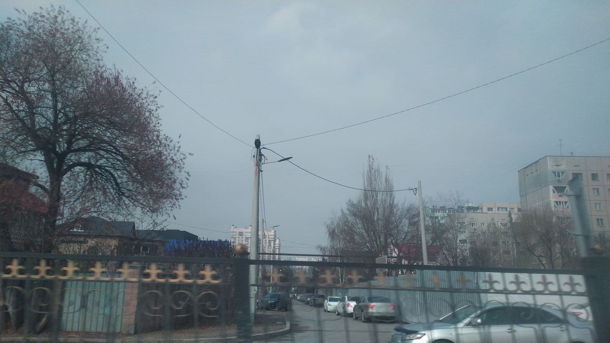 Street view near Mosh Mosh Boutique Hotel, Almaty — © ldenisn (CC BY-SA · Mapillary)