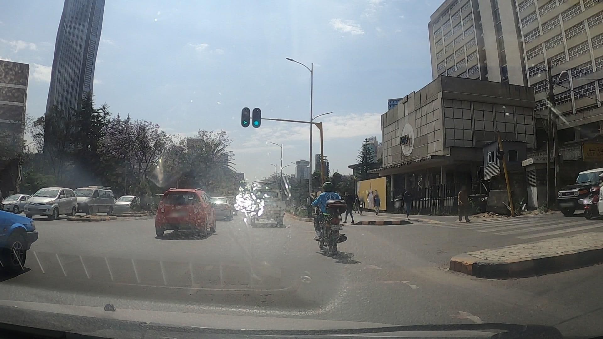 Street view near Robel tower, Addis Ababa — © Regatu (CC BY-SA · Mapillary)