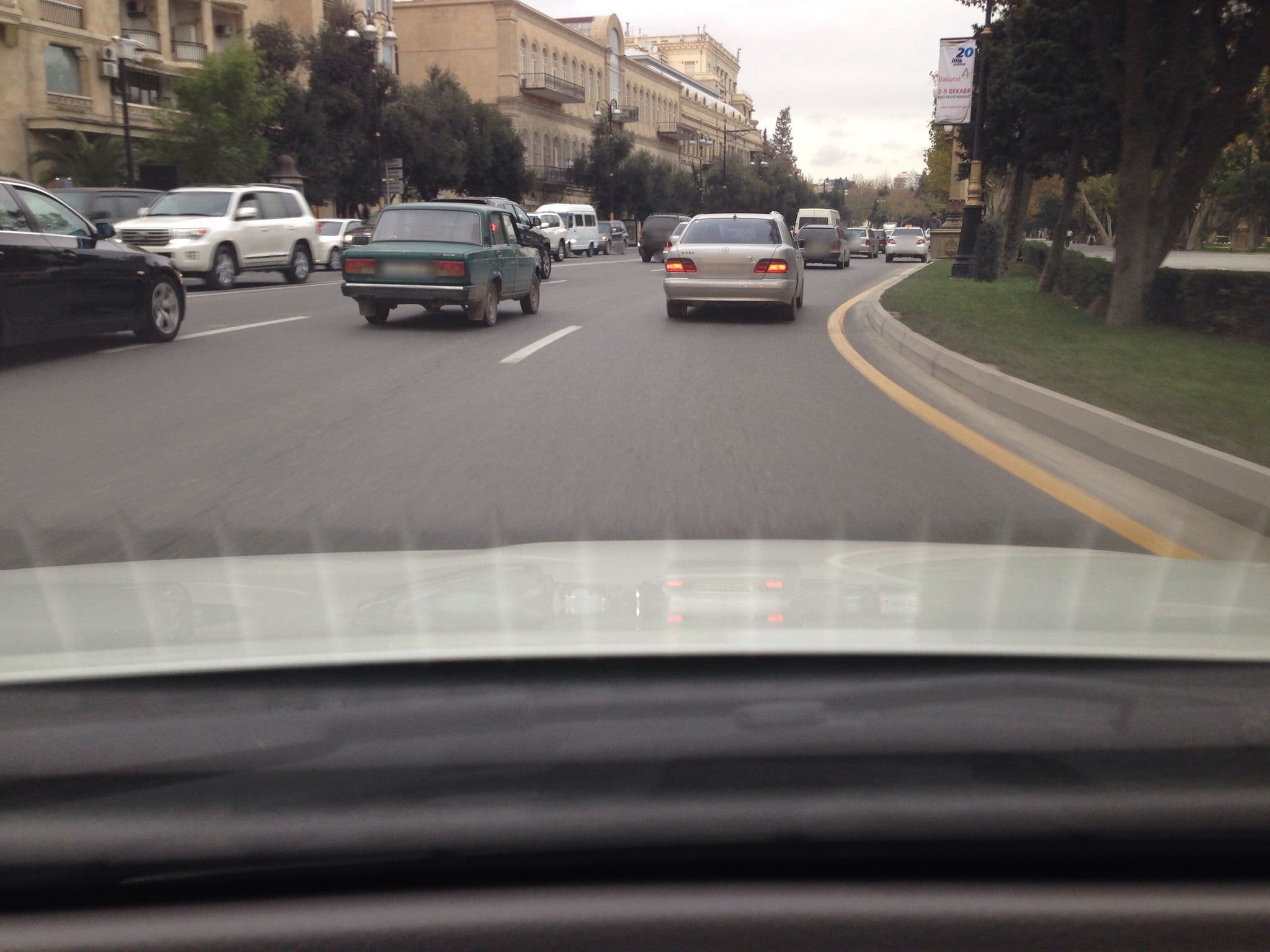 Street view near Salam Hostel Baku, Badamdar — © geomapper69 (CC BY-SA · Mapillary)