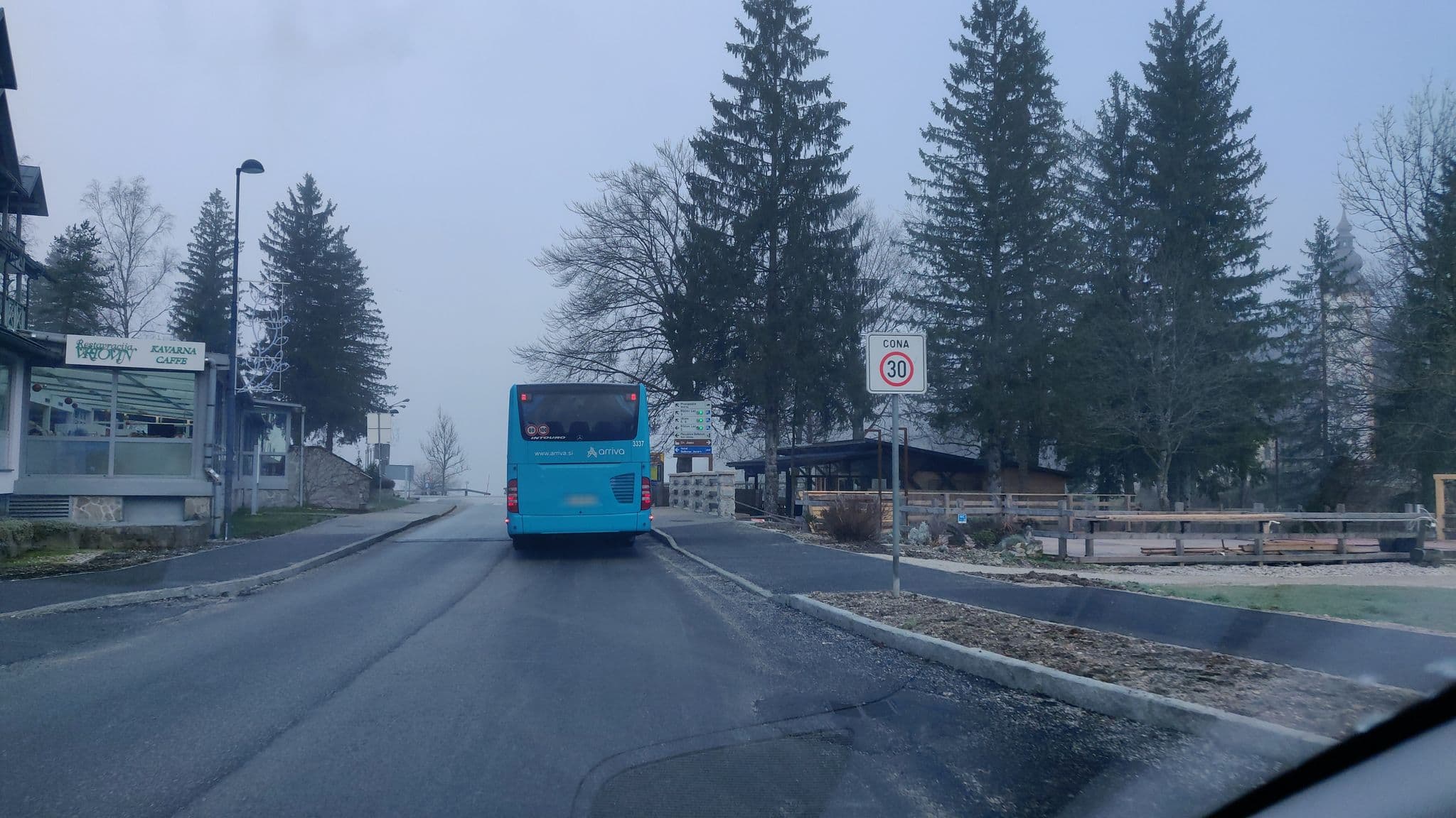 Street view near Alpinum hoteli, turistično podjetje, d.o.o., Bohinjska Bistrica — © stefanb (CC BY-SA · Mapillary)
