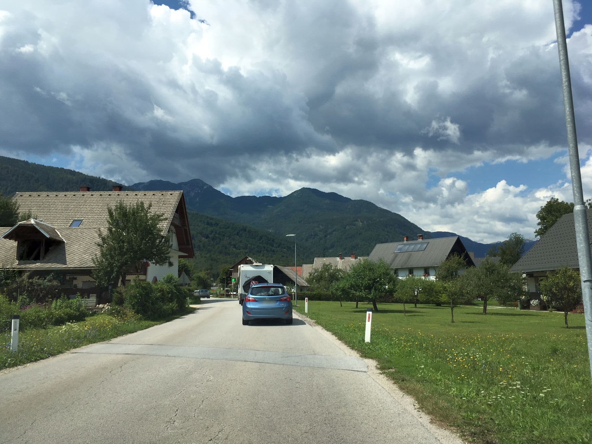 Street view near Vila Nina Bohinj, Bohinjska Bistrica — © istefanos (CC BY-SA · Mapillary)