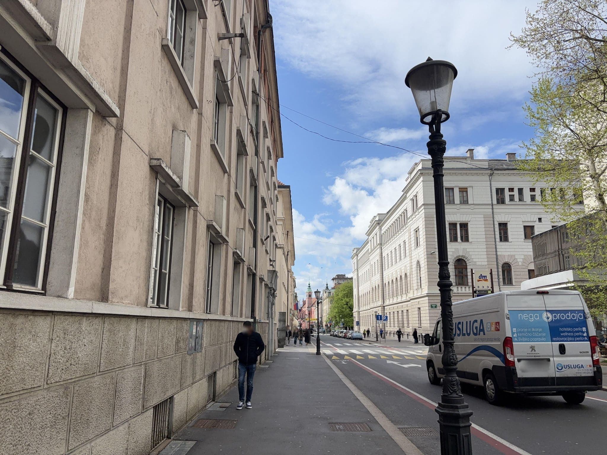 Street view near ibis Styles Ljubljana The Fuzzy Log, Ljubljana — © robot8a (CC BY-SA · Mapillary)