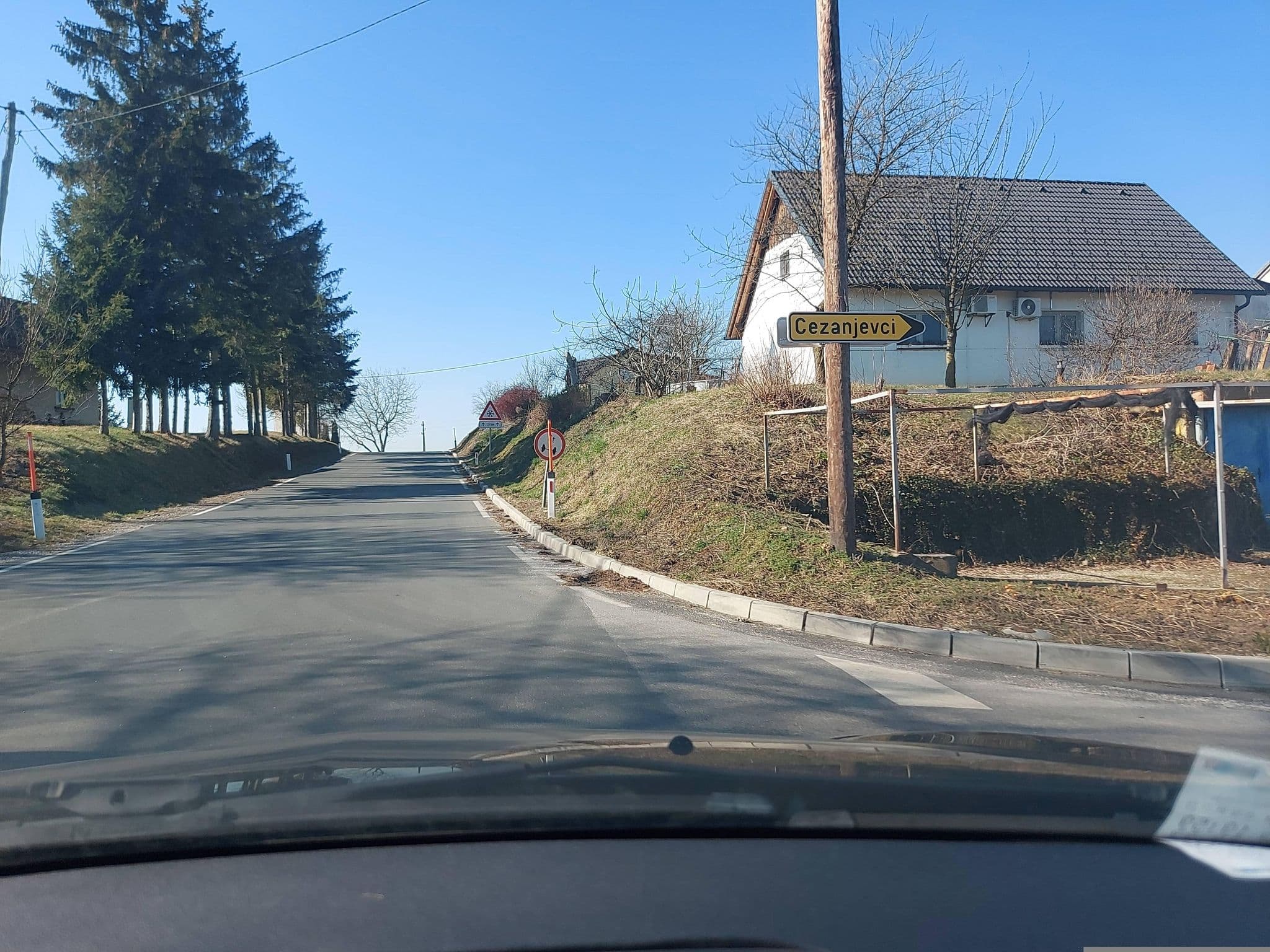 Street view near Apartments and Tents Silva, Ljutomer — © mik007 (CC BY-SA · Mapillary)