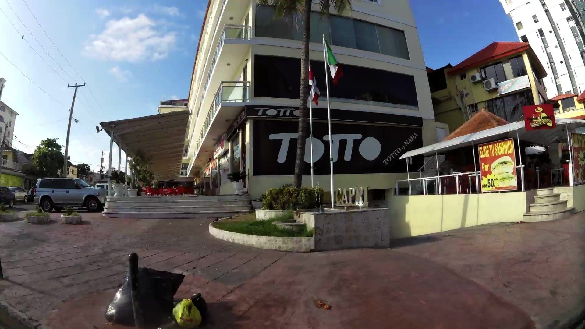 Street view near Malecon Rooms & Hotel, La Julia — © kaartcam (CC BY-SA · Mapillary)