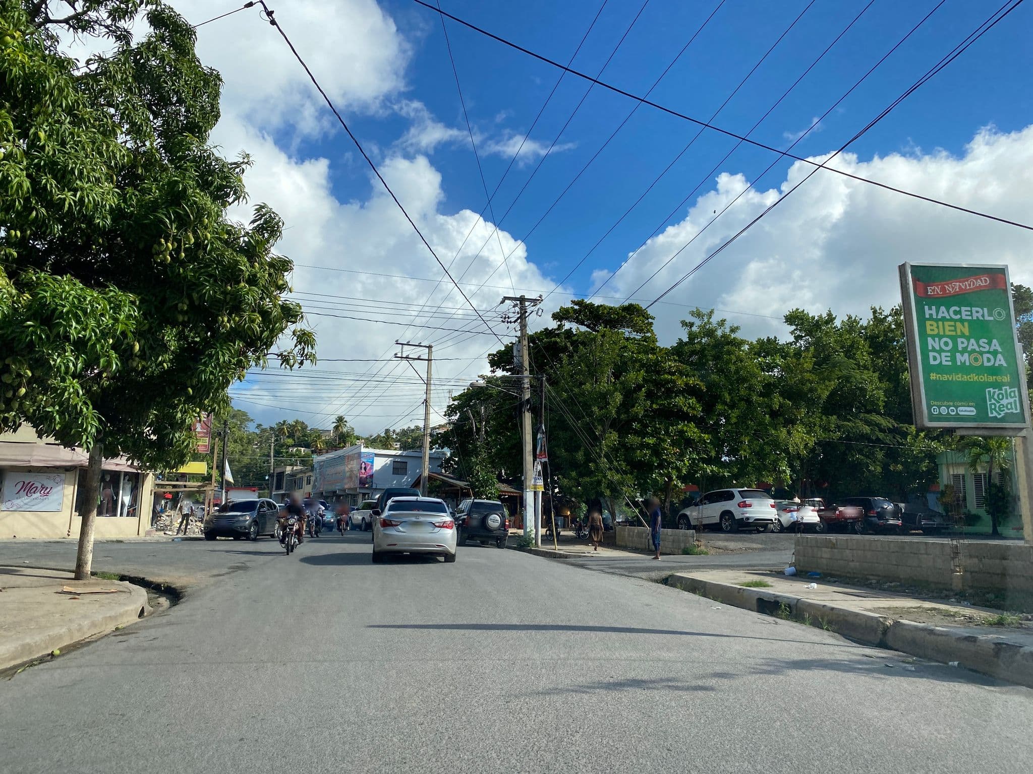 Street view near Hotel Cotubanama Samana, Samaná — © kaartcam (CC BY-SA · Mapillary)