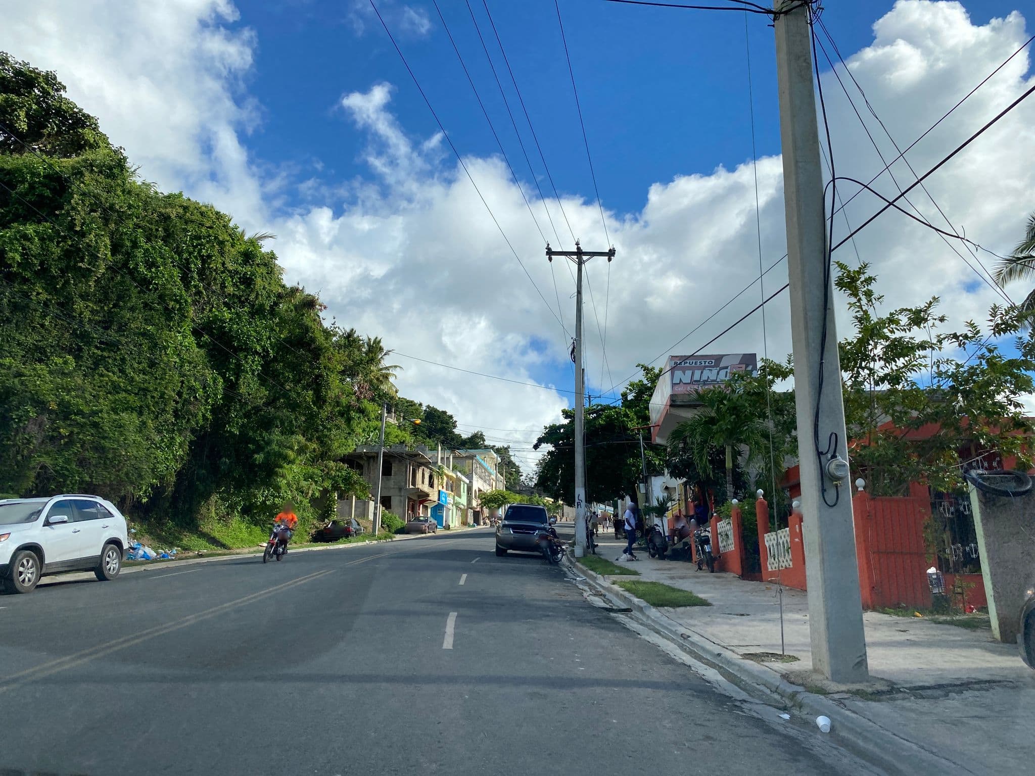 Street view near HOTEL LA FE MM, Samaná — © kaartcam (CC BY-SA · Mapillary)