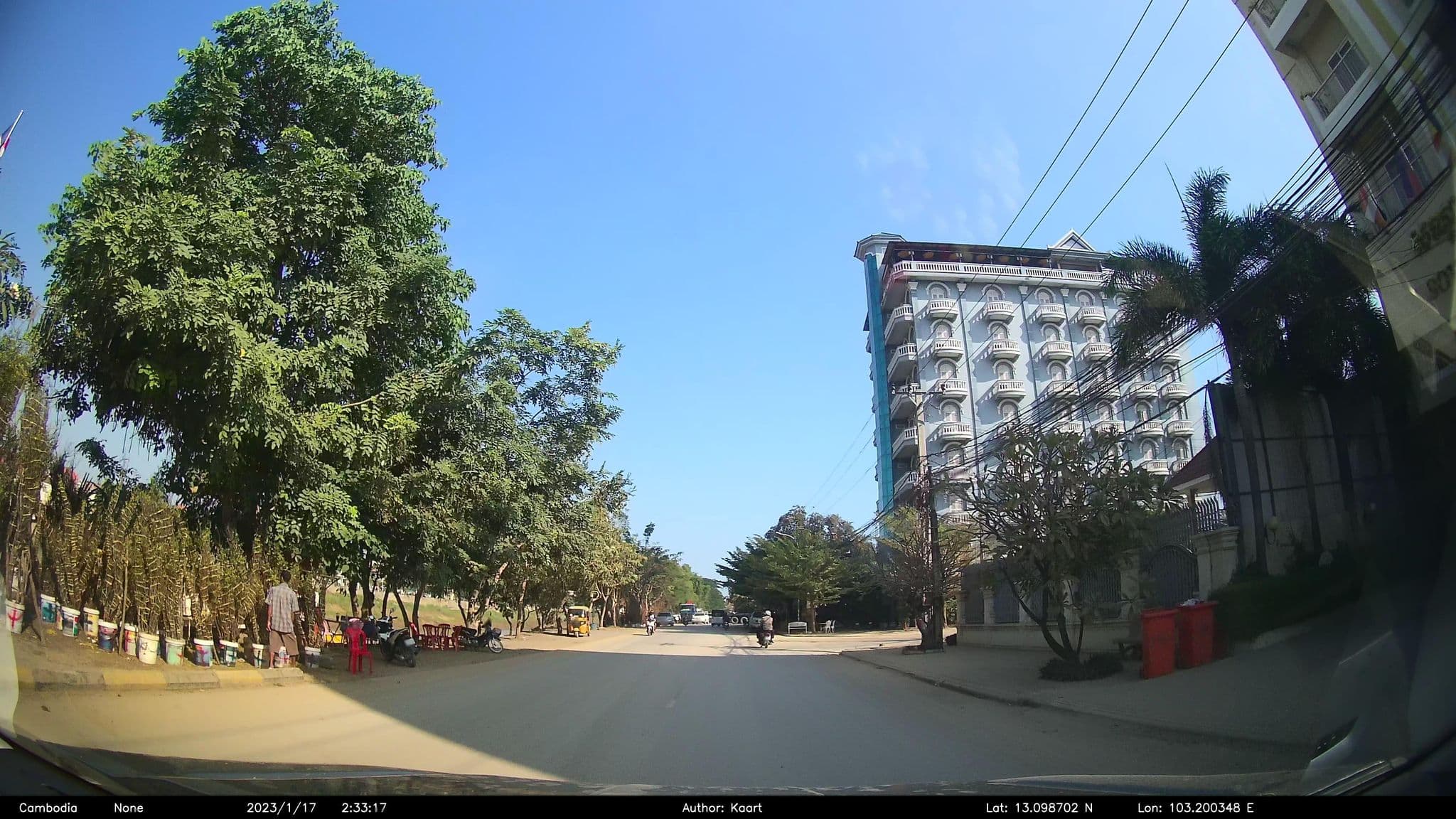 Street view near Sovannphum Hotel, Battambang — © kaart_2 (CC BY-SA · Mapillary)