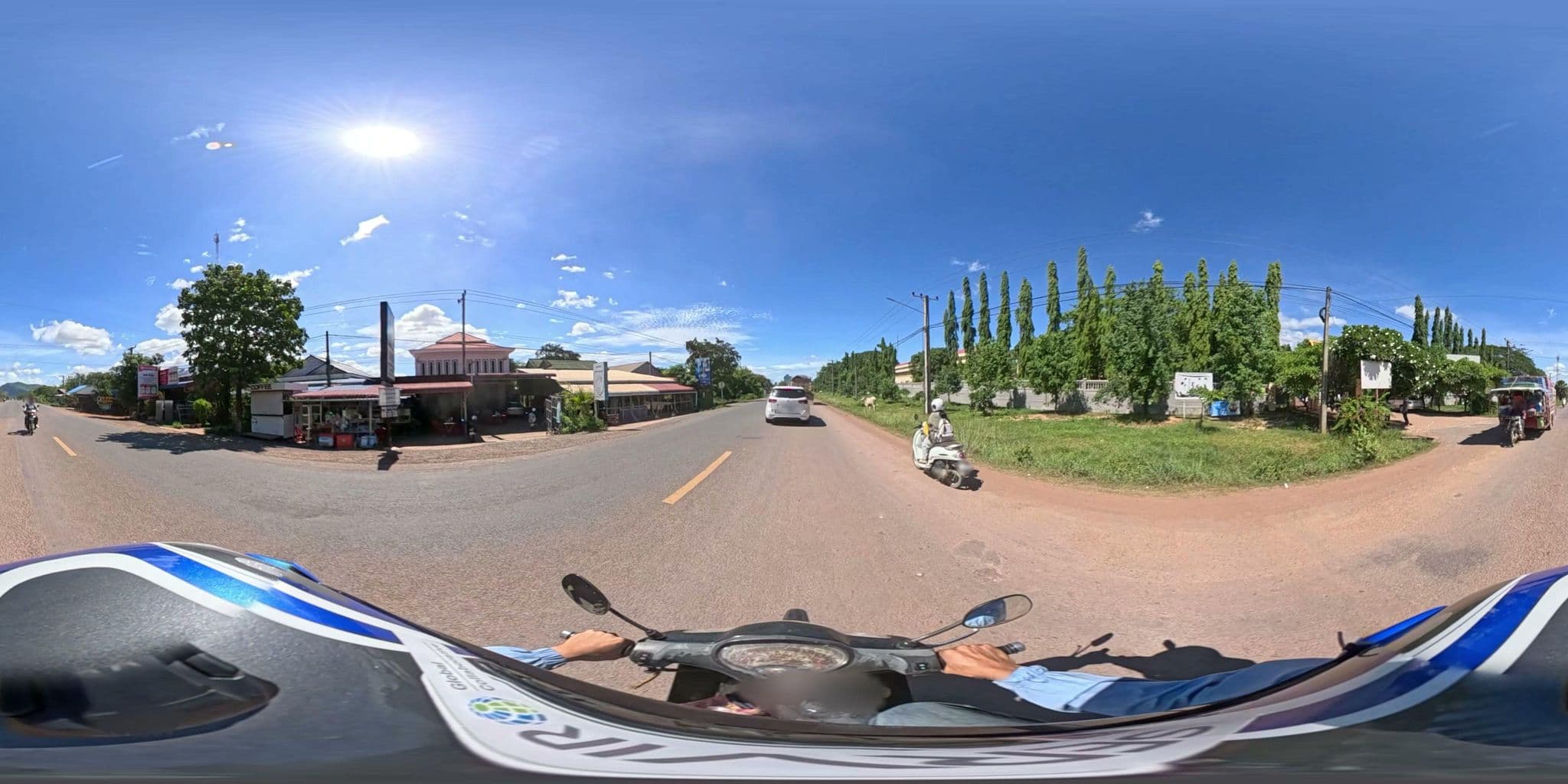 Street view near Zodiac Bungalows, Andoung Khmaer — © vteck (CC BY-SA · Mapillary)