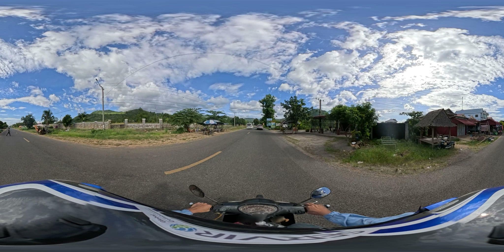 Street view near BAN BAN RESORT TUEK CHHOU - បាន​ បាន​ រីស៊ត​ ទឹកឈូ, Andoung Khmaer — © vteck (CC BY-SA · Mapillary)