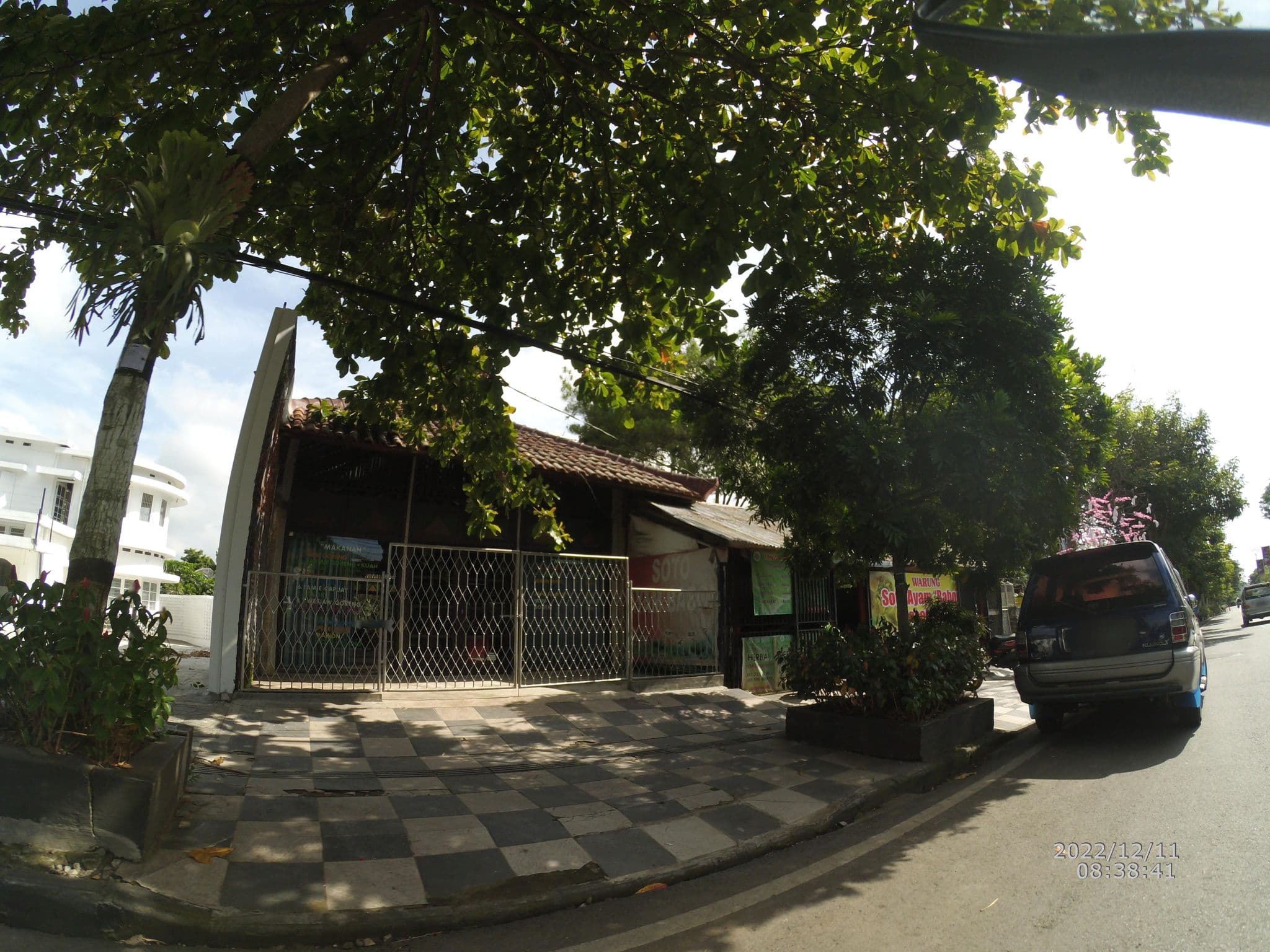 Street view near De Wahyu, Batu — © maphunter_id (CC BY-SA · Mapillary)