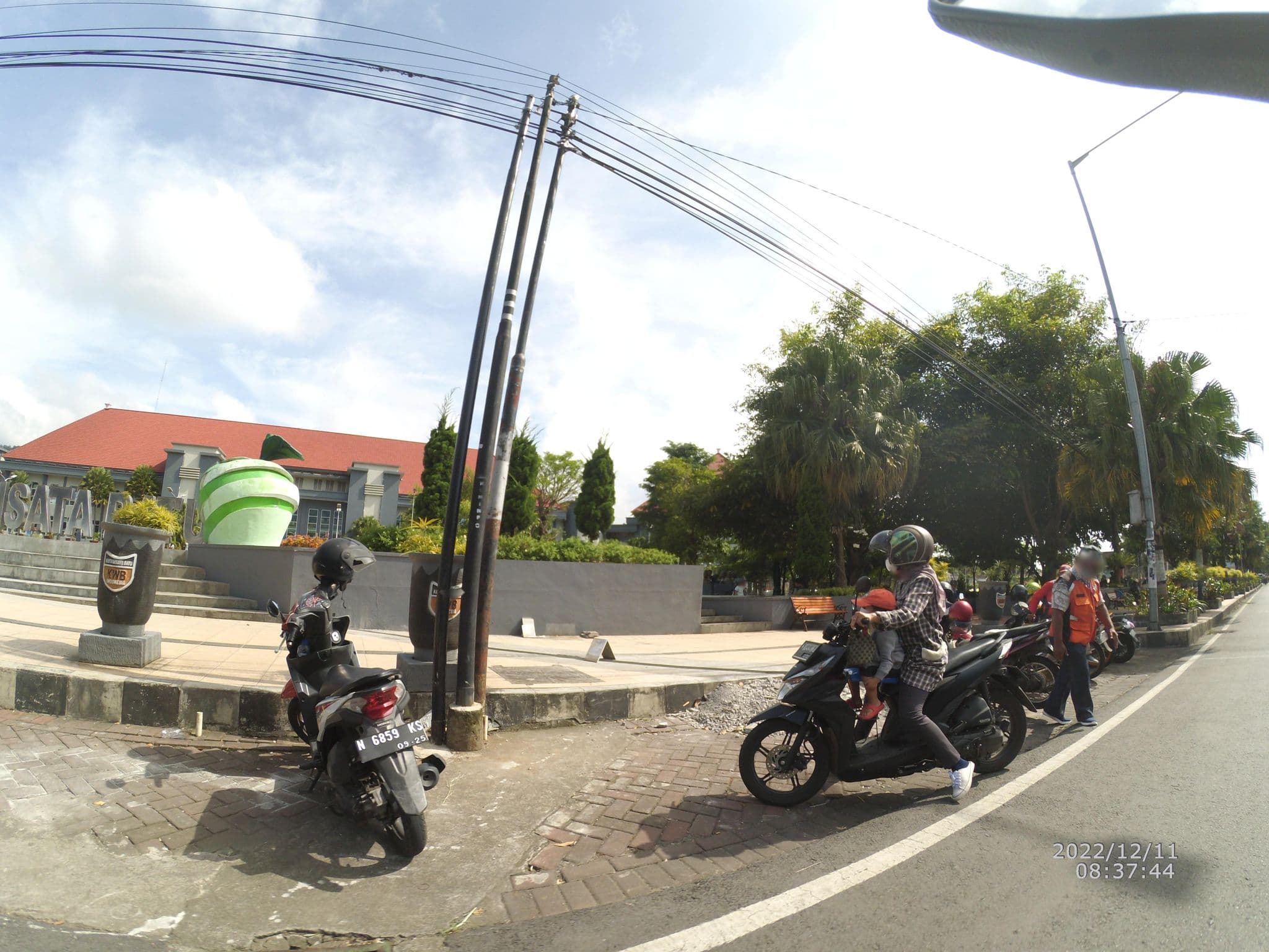 Street view near Asida, Batu — © maphunter_id (CC BY-SA · Mapillary)