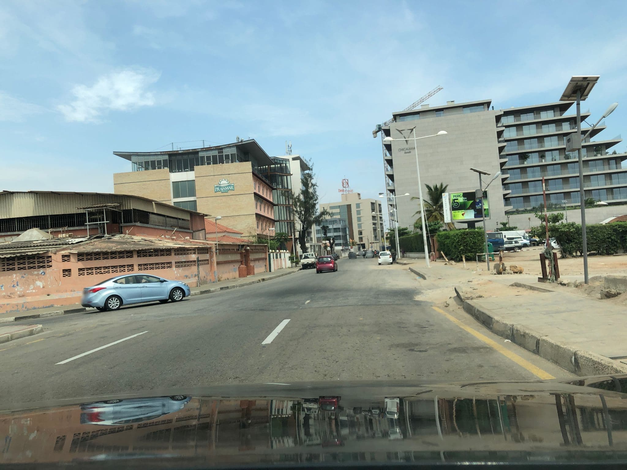 Street view near Nkudikila House, Ingombota — © via (CC BY-SA · Mapillary)