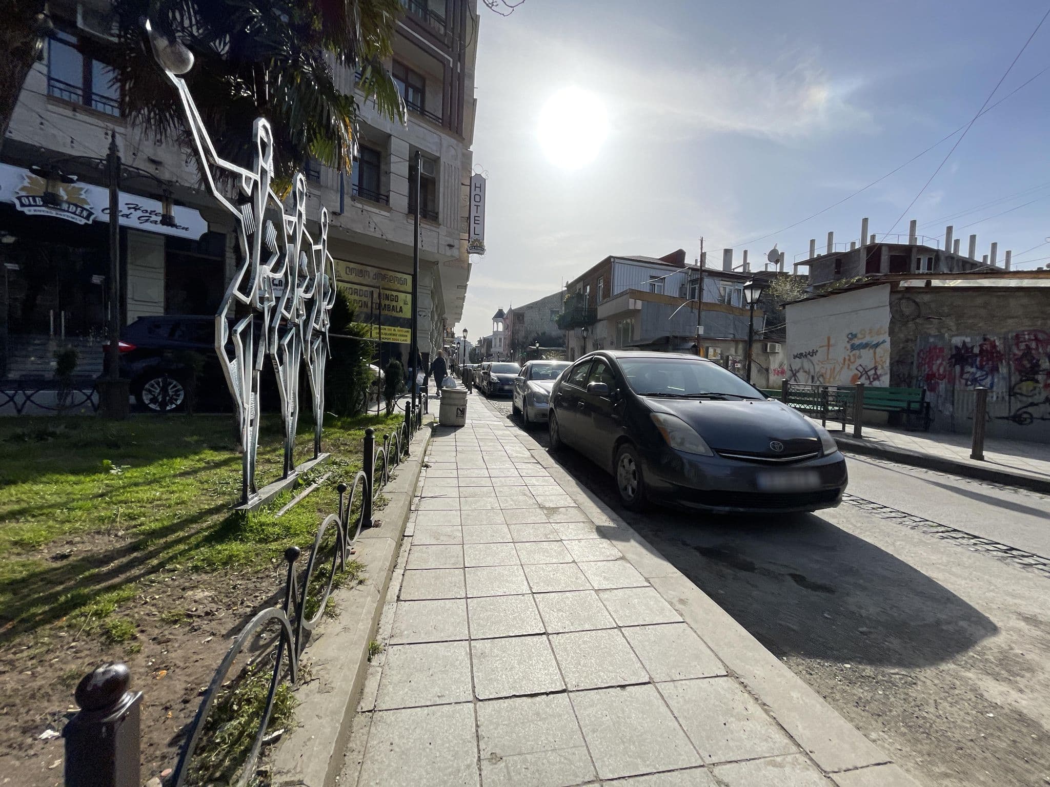 Street view near OLD GARDEN HOTEL BATUMI, Batumi — © egorka (CC BY-SA · Mapillary)