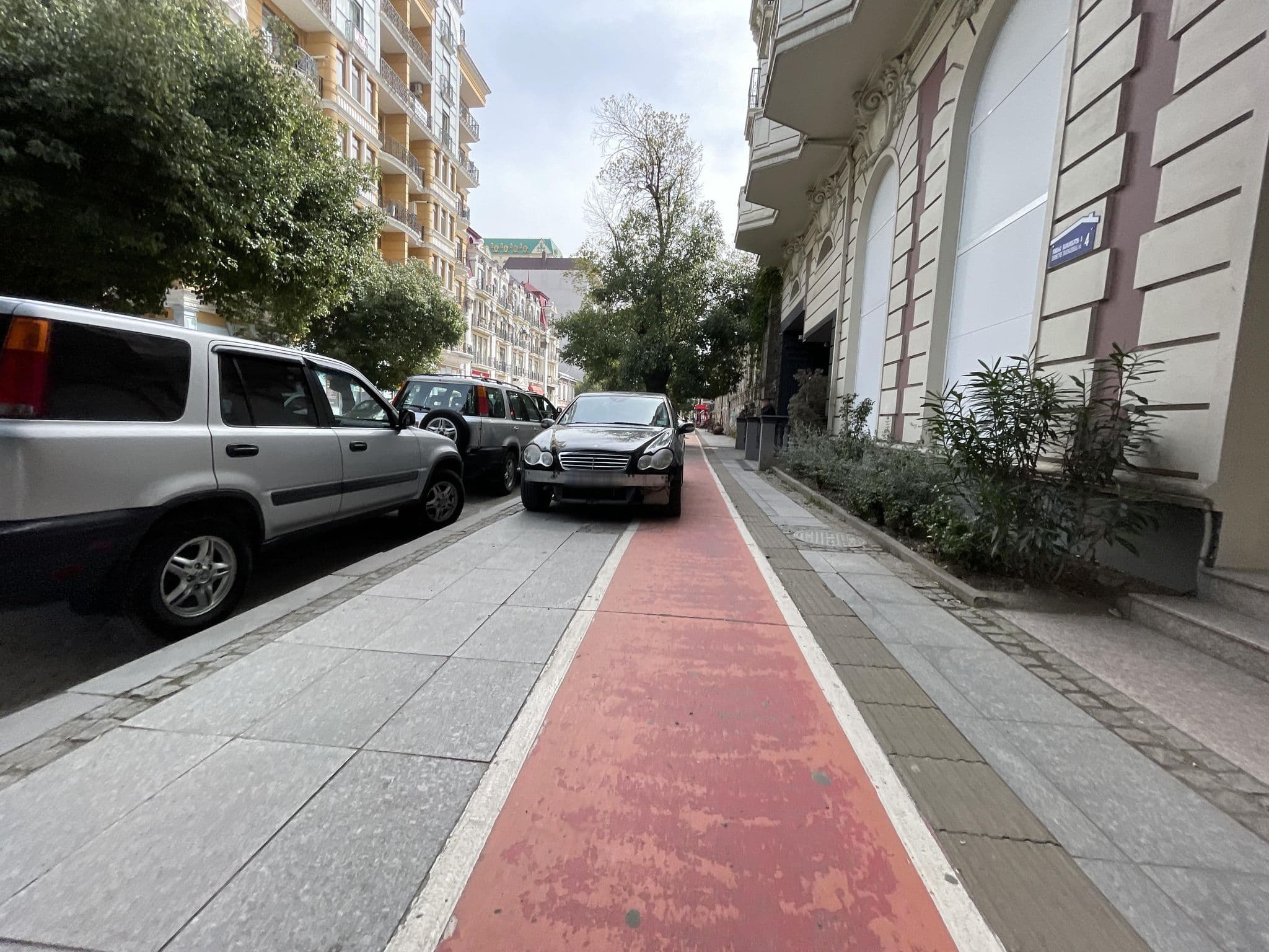 Street view near Tapis Rouge VIP Boutique 5* Batumi, Batumi — © egorka (CC BY-SA · Mapillary)