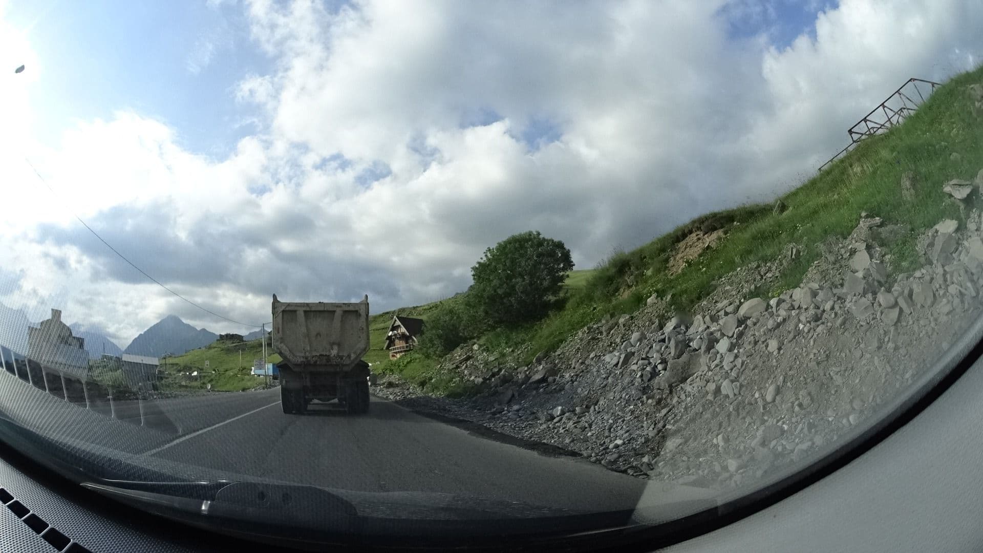 Street view near Cross Pass Hotel, Gudauri — © sashazykov (CC BY-SA · Mapillary)
