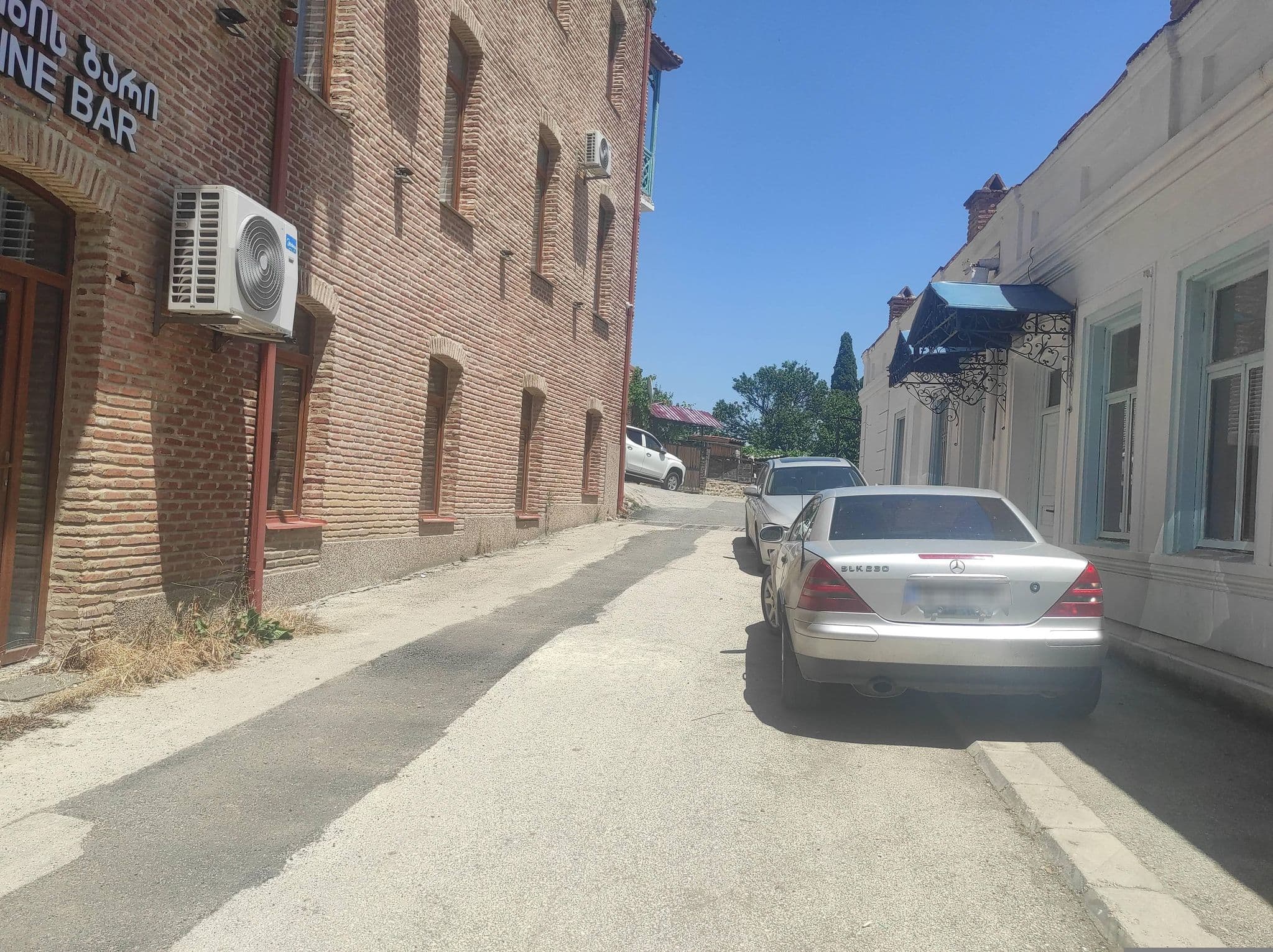 Street view near Villa Provance By Signaghi Art Hotel, Sighnaghi — © David_Osipov (CC BY-SA · Mapillary)