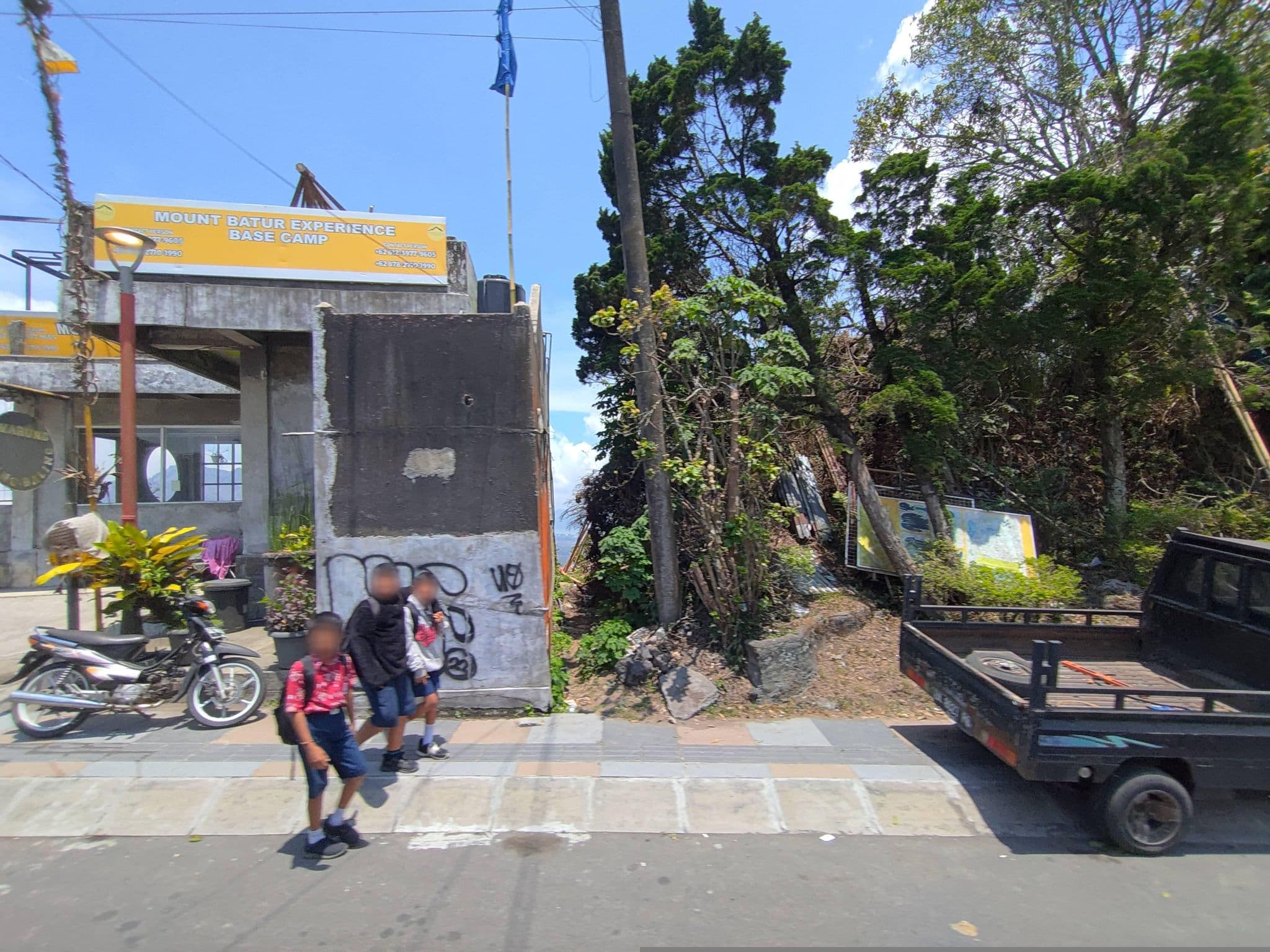 Street view near Guesthouse, Banjar Wangsian — © FotoPeta (CC BY-SA · Mapillary)