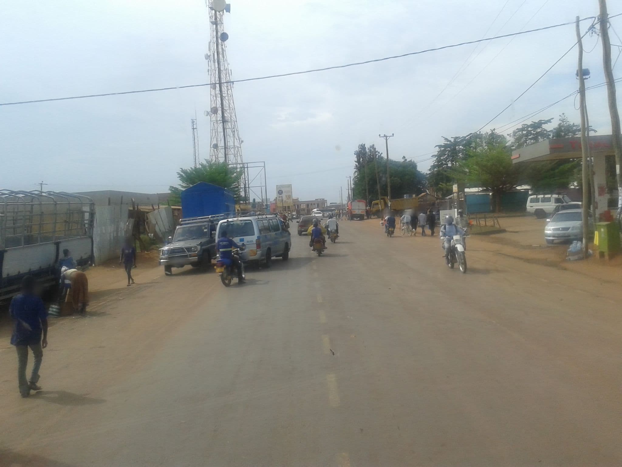 Street view near Palema Crown Hotel, Gulu — © juweni (CC BY-SA · Mapillary)