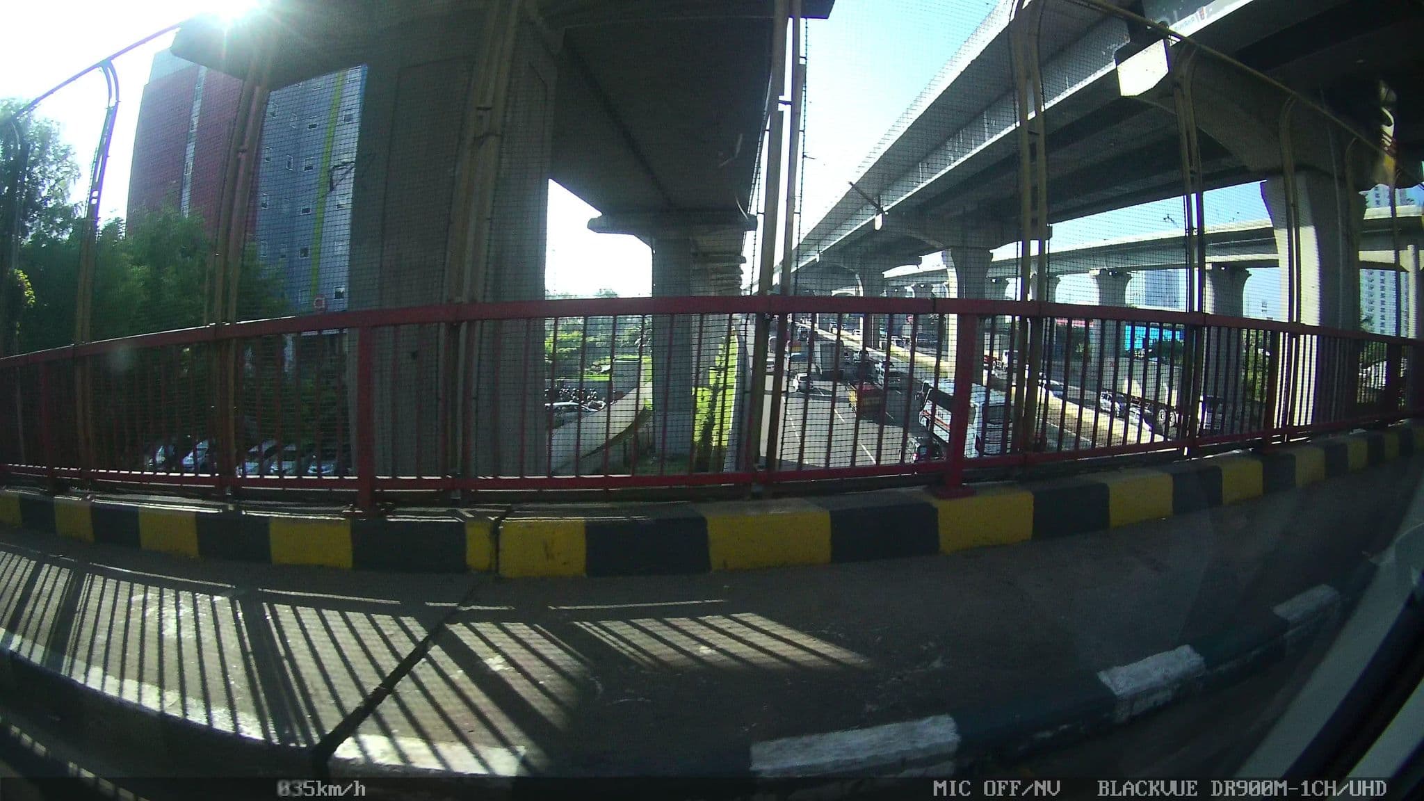 Street view near Amaris Hotel Bekasi Barat, Bekasi — © kaart_2 (CC BY-SA · Mapillary)