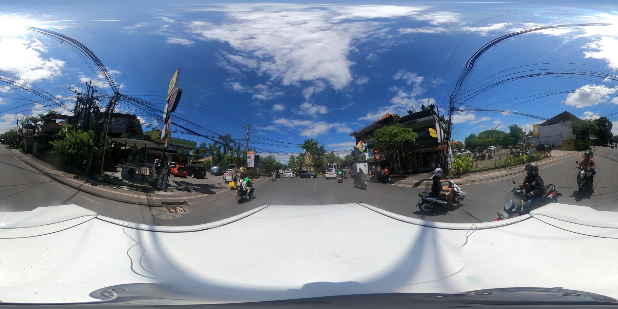 Street view near Puri Dalem, Ubud — © Kaart---360 (CC BY-SA · Mapillary)