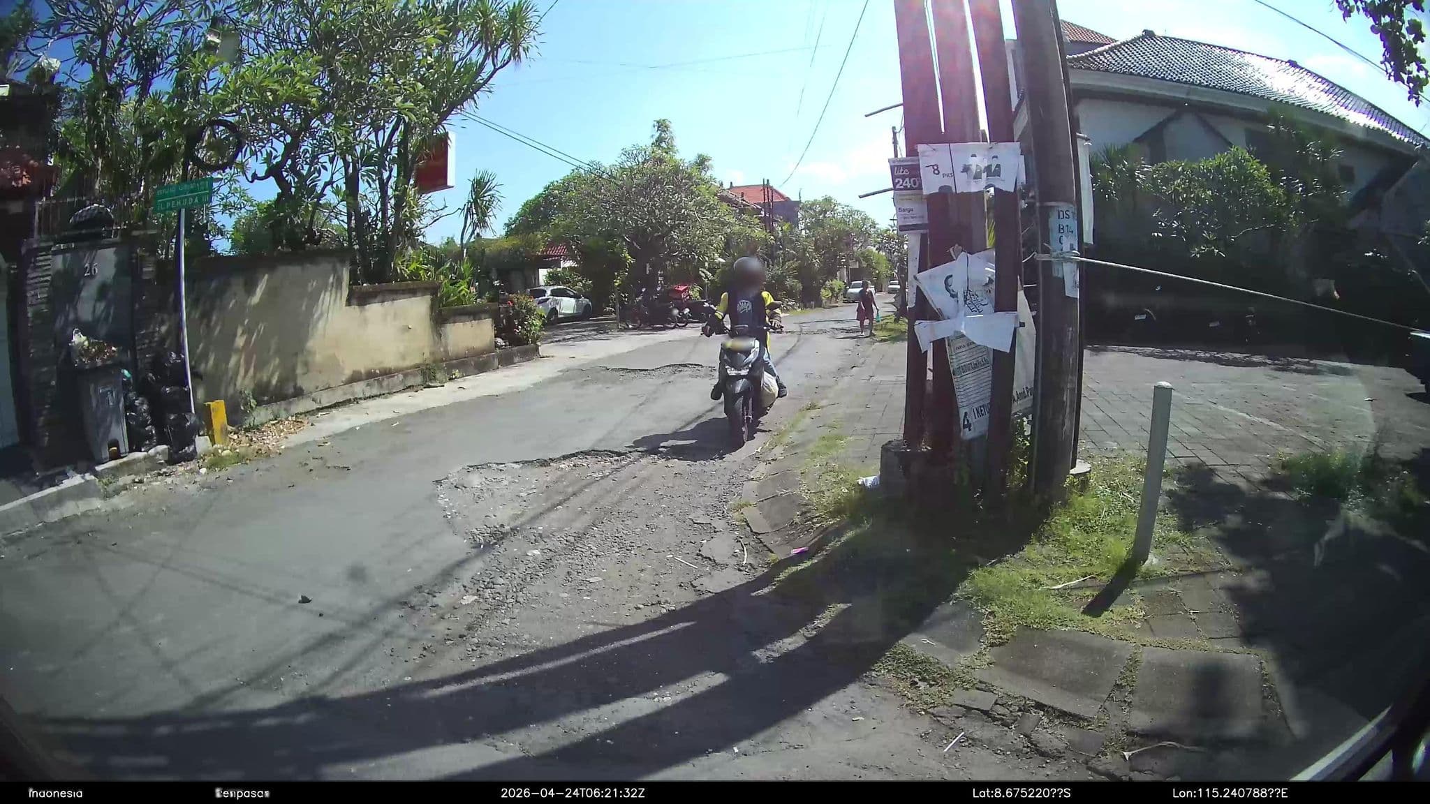 Street view near Adelia Hotel, Sanur — © Kaart---LEFT (CC BY-SA · Mapillary)