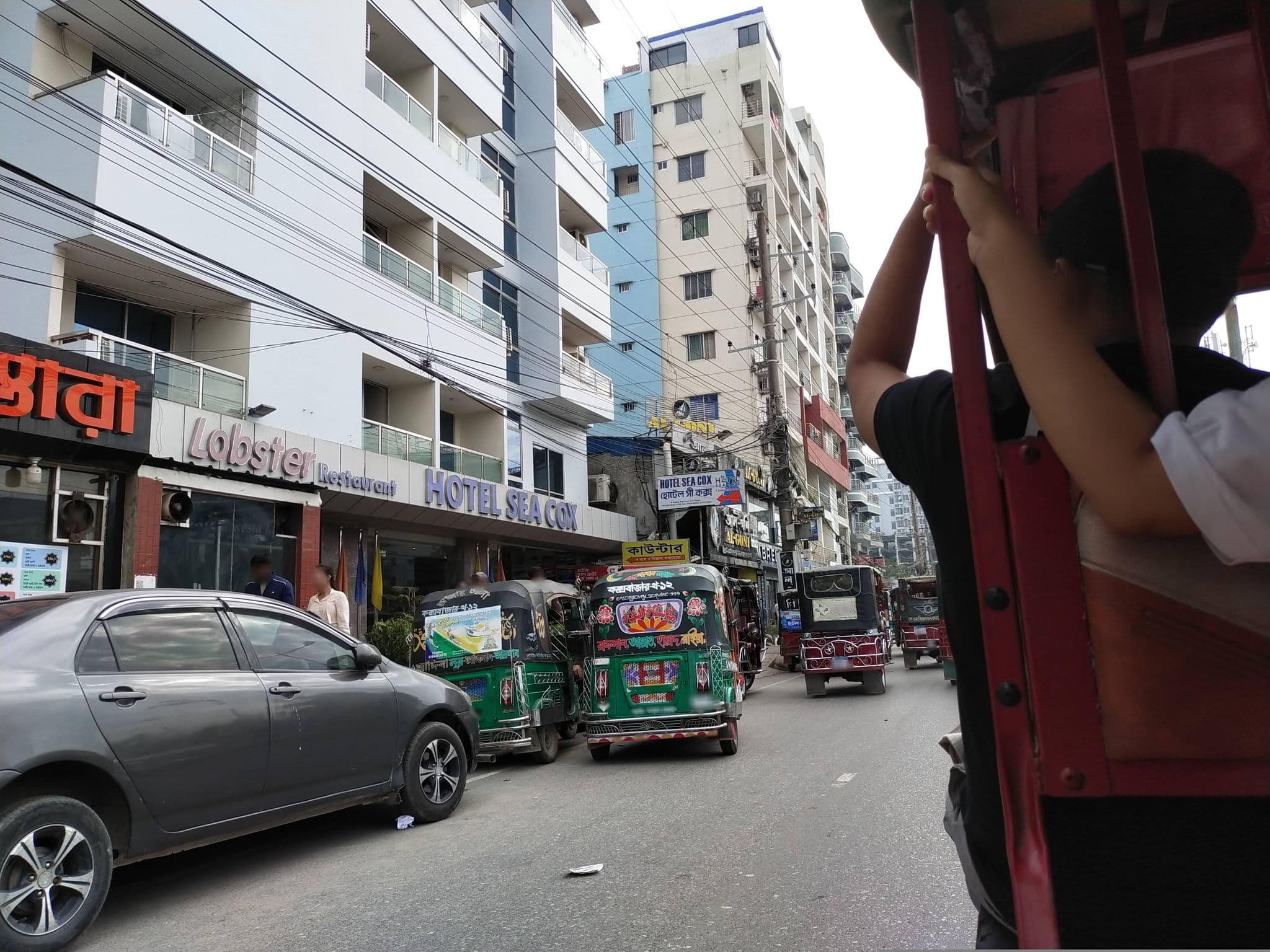 Street view near Hotel Sea Cox, Cox’s Bāzār — © tayefbarikoi (CC BY-SA · Mapillary)