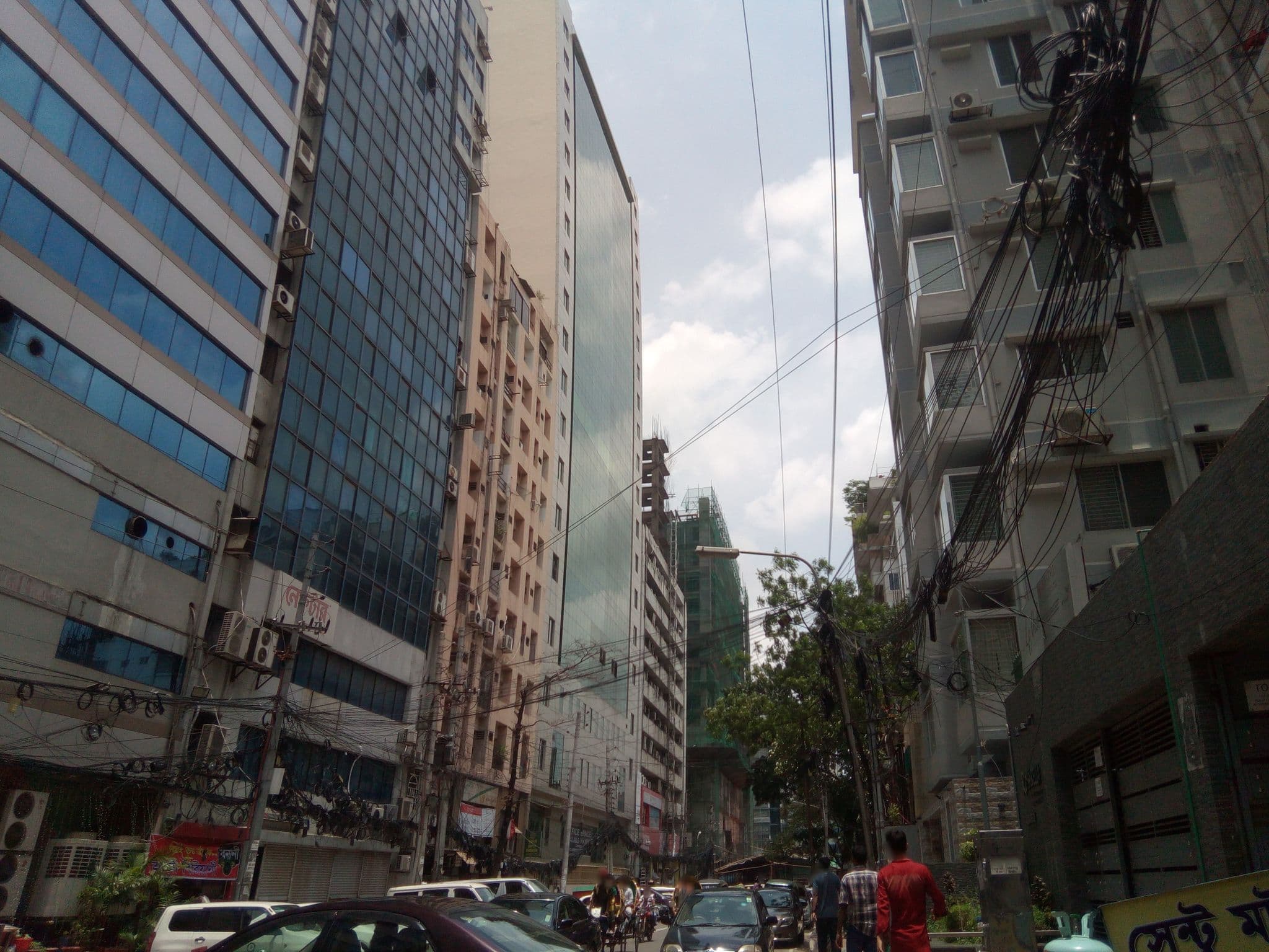 Street view near Hotel Sarina Dhaka, Kafrul — © mapdhaka (CC BY-SA · Mapillary)