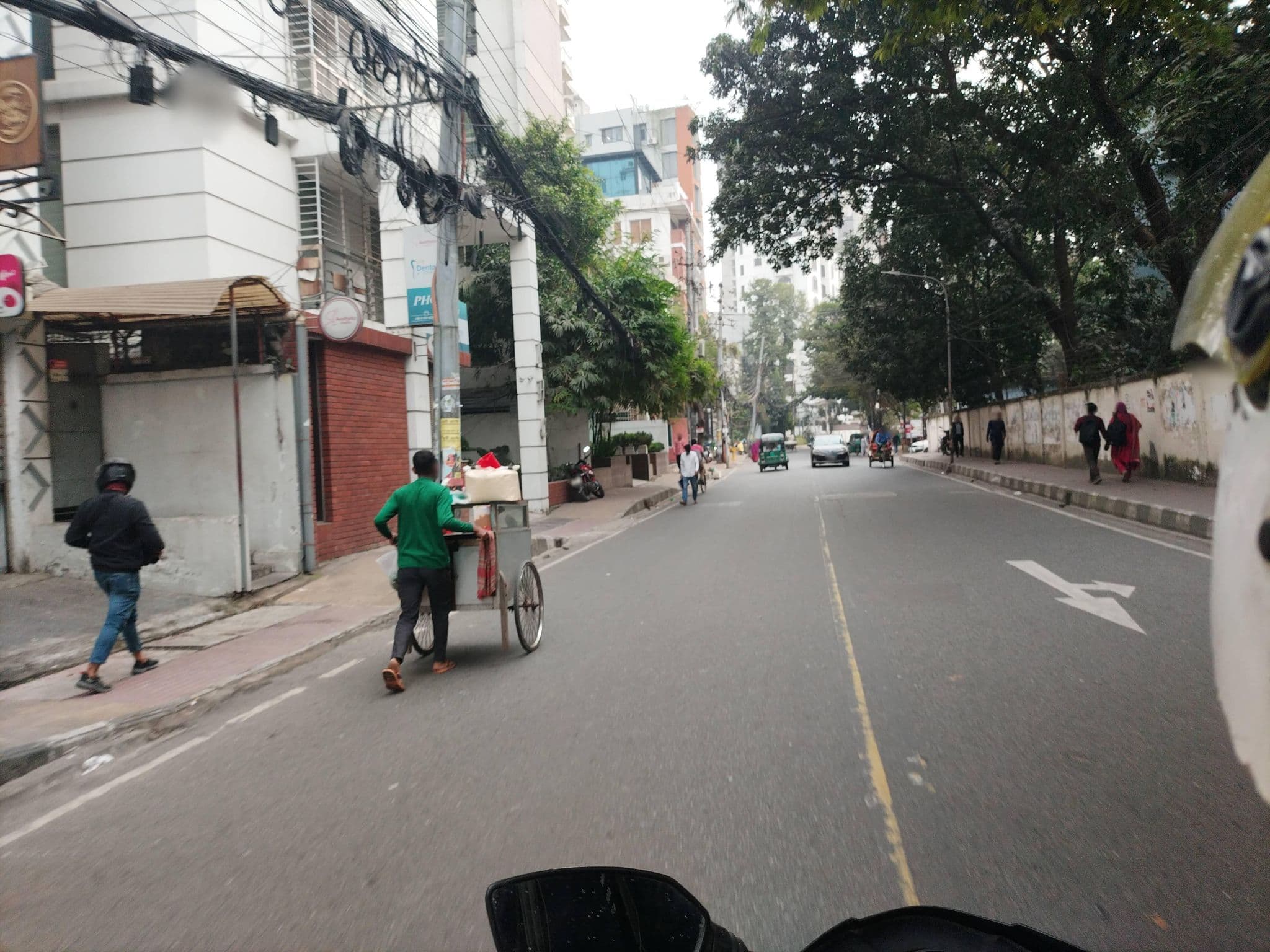 Street view near The Raintree Dhaka, Kafrul — © Reazul_Dolan (CC BY-SA · Mapillary)