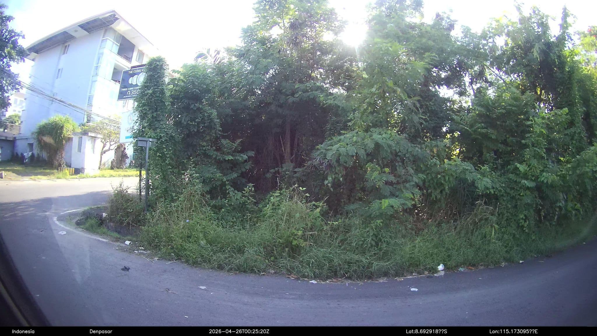 Street view near Arnava Ninety 8 Hotel, Legian — © Kaart---RIGHT (CC BY-SA · Mapillary)