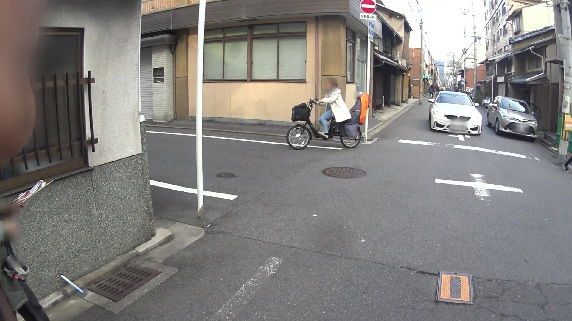 Street view near Apartment Stays Kyoto_Airbnb, Kyoto — © yasunari (CC BY-SA · Mapillary)