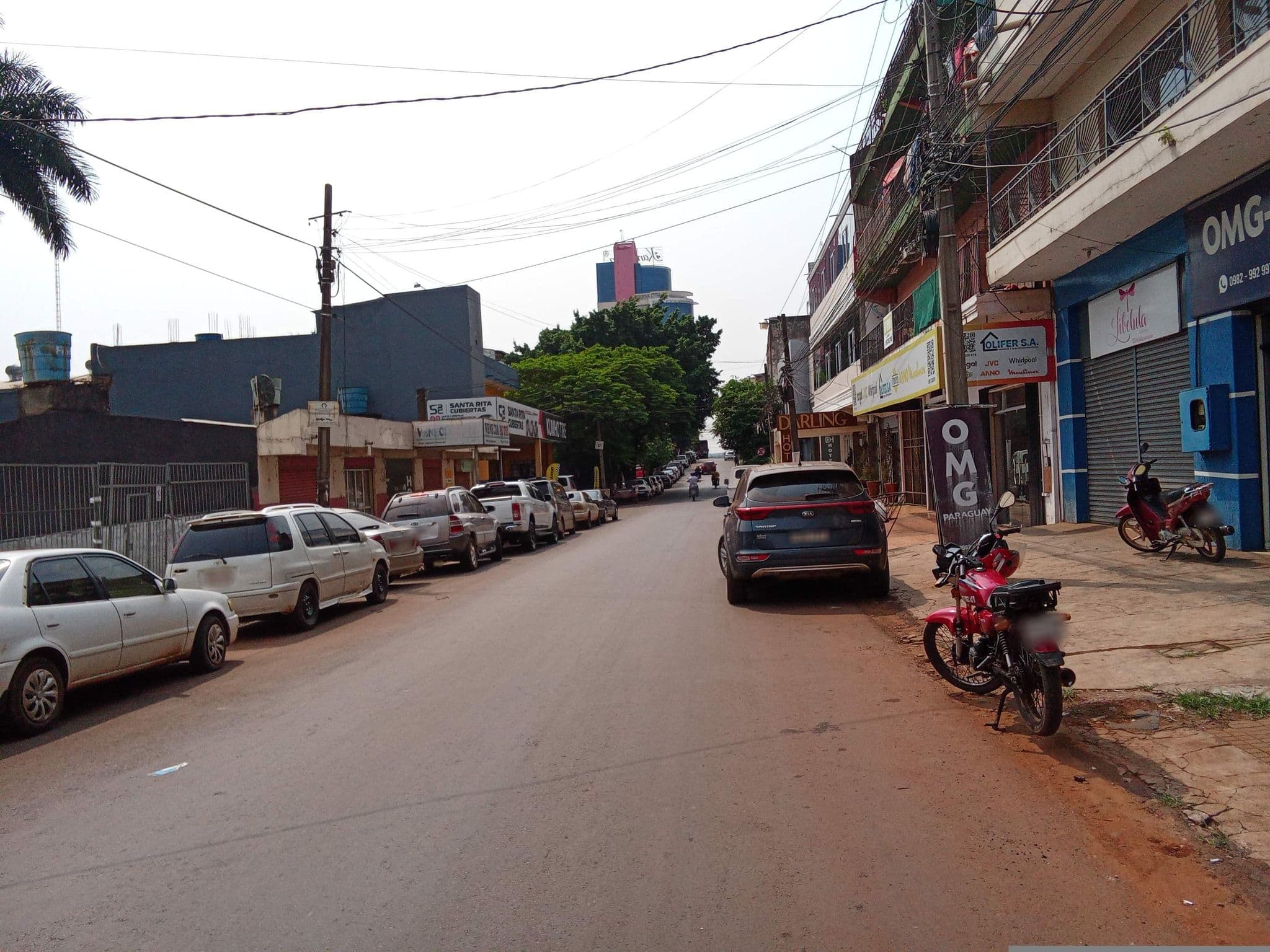 Street view near Hotel Darling Ciudad del Este, Ciudad del Este — © mpeixoto (CC BY-SA · Mapillary)