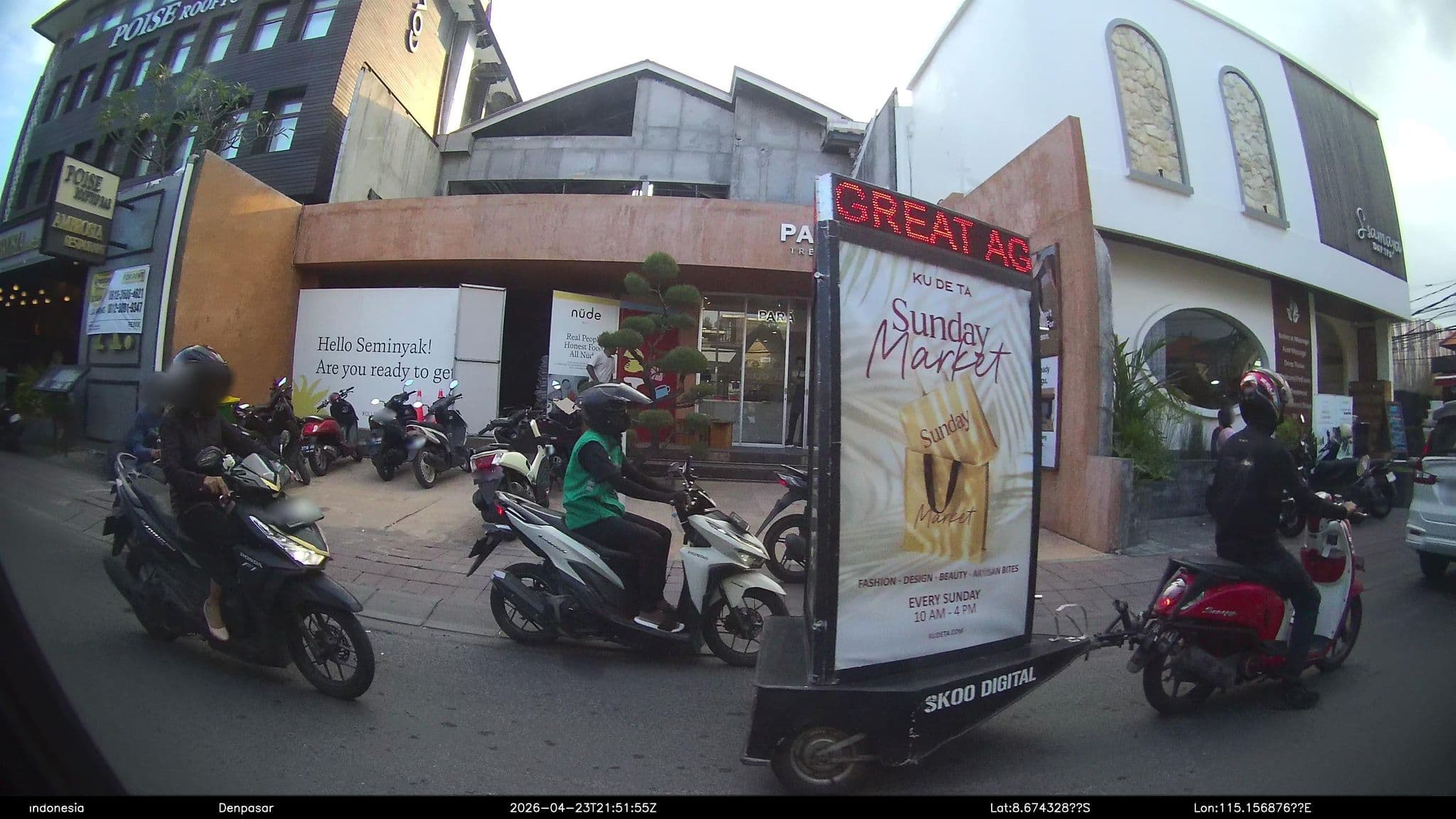 Street view near L Hotel Seminyak, Legian — © Kaart---RIGHT (CC BY-SA · Mapillary)