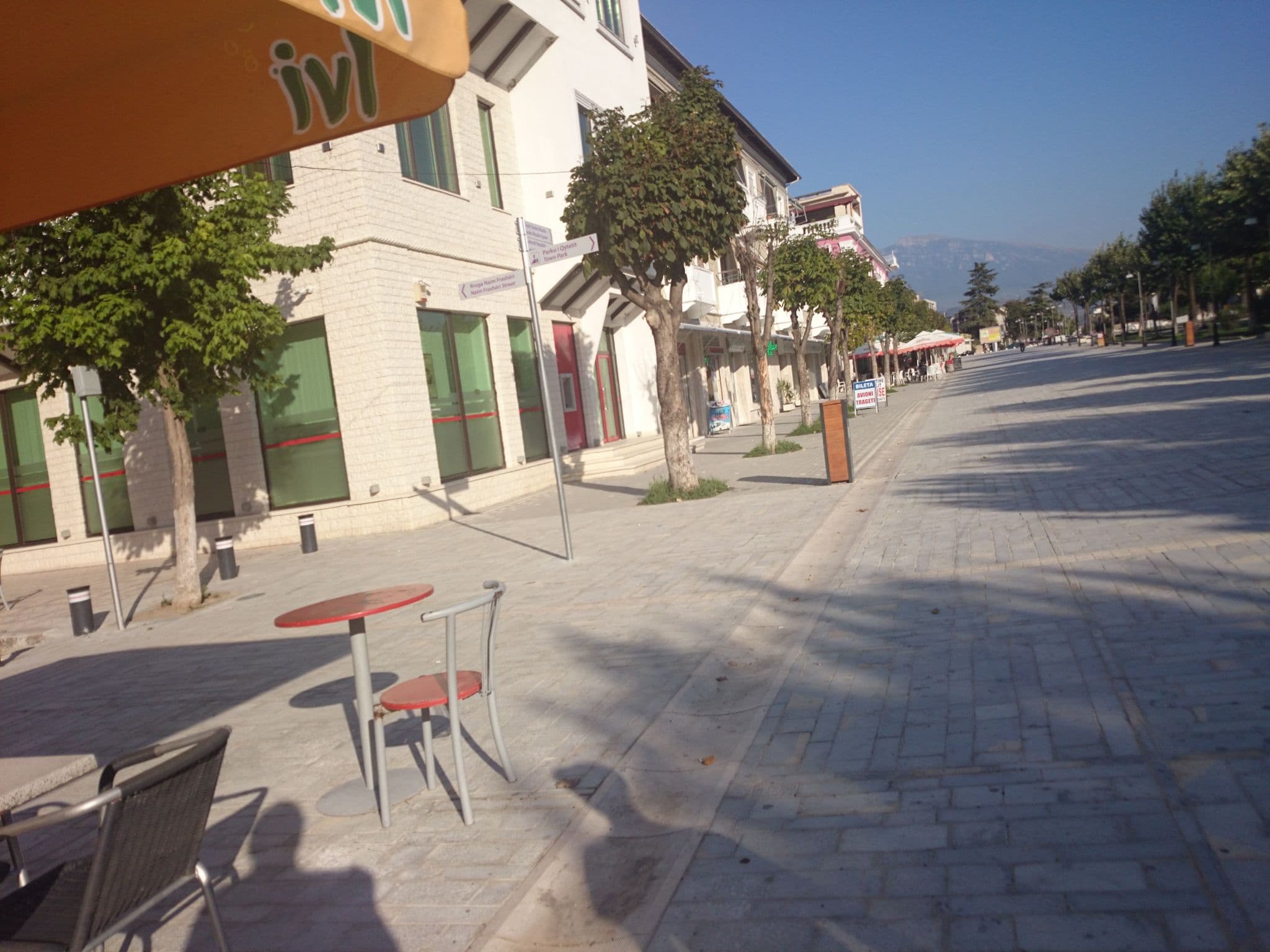 Street view near White City Hotel, Berat — © ebel (CC BY-SA · Mapillary)