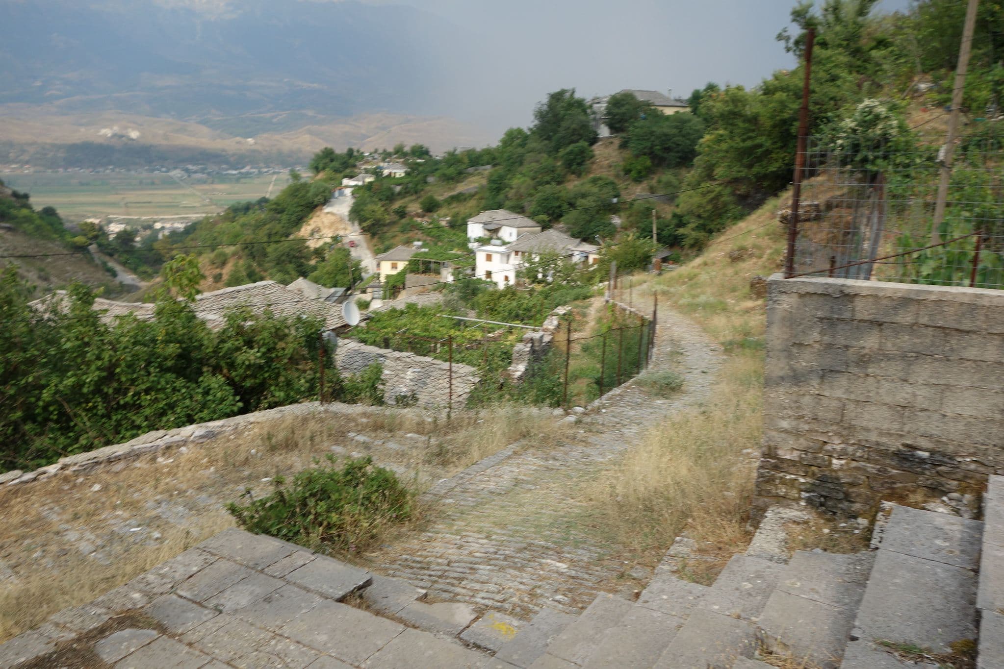Street view near Villa Topulli View, Gjirokastër, Gjirokastër — © malenki (CC BY-SA · Mapillary)