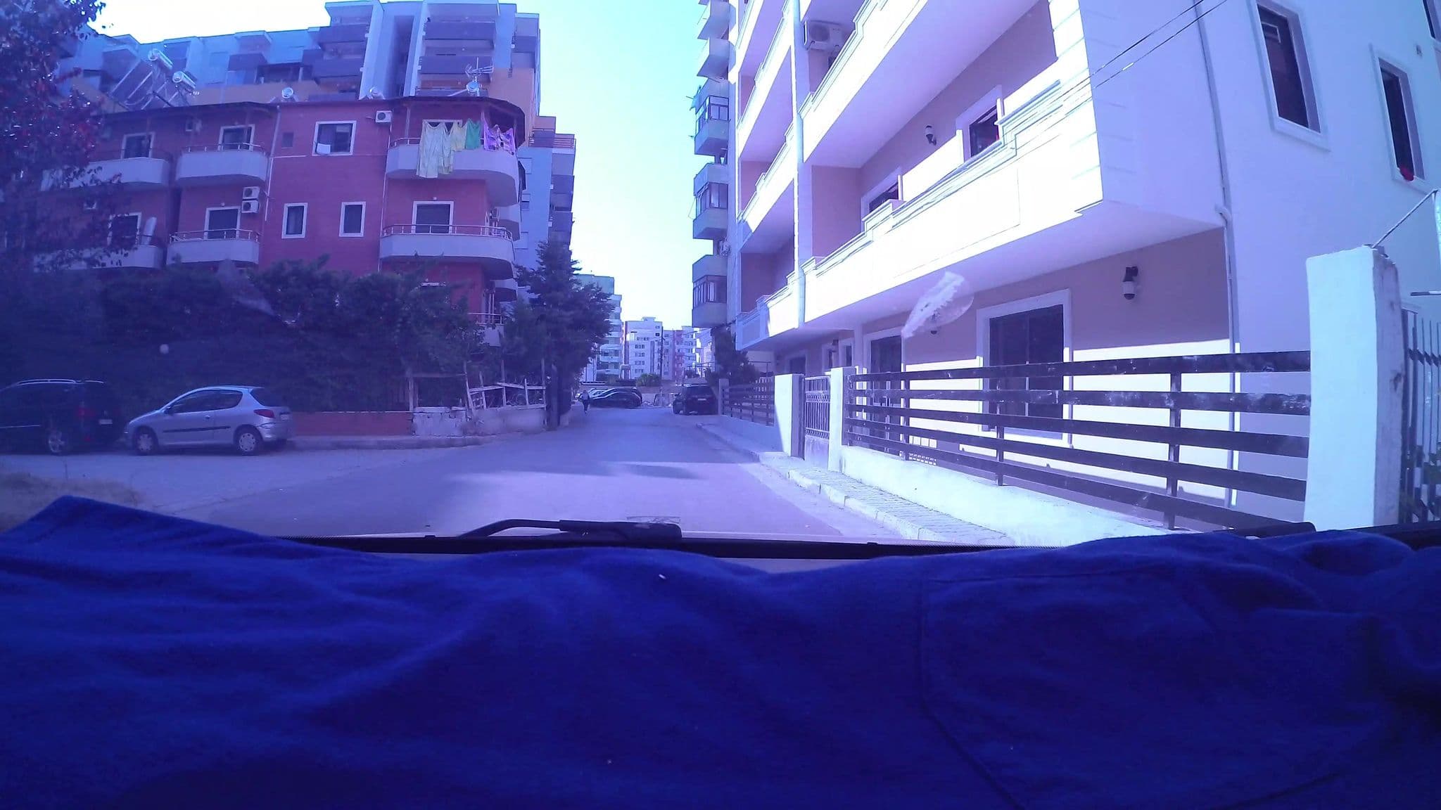 Street view near Hotel Globo, Rrashbull — © kaart_3 (CC BY-SA · Mapillary)