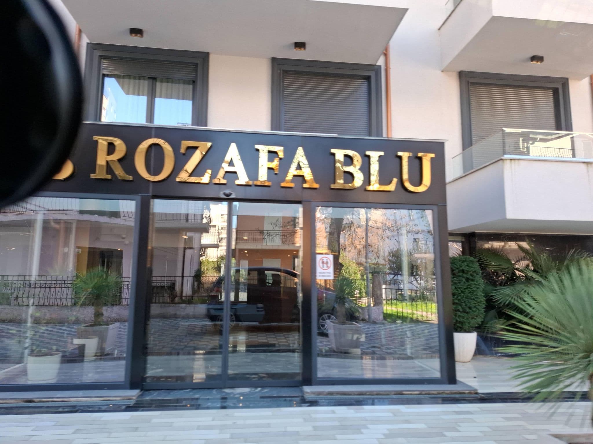 Street view near Hotel Rozafa Blu, Shëngjin — © denisju_osm (CC BY-SA · Mapillary)