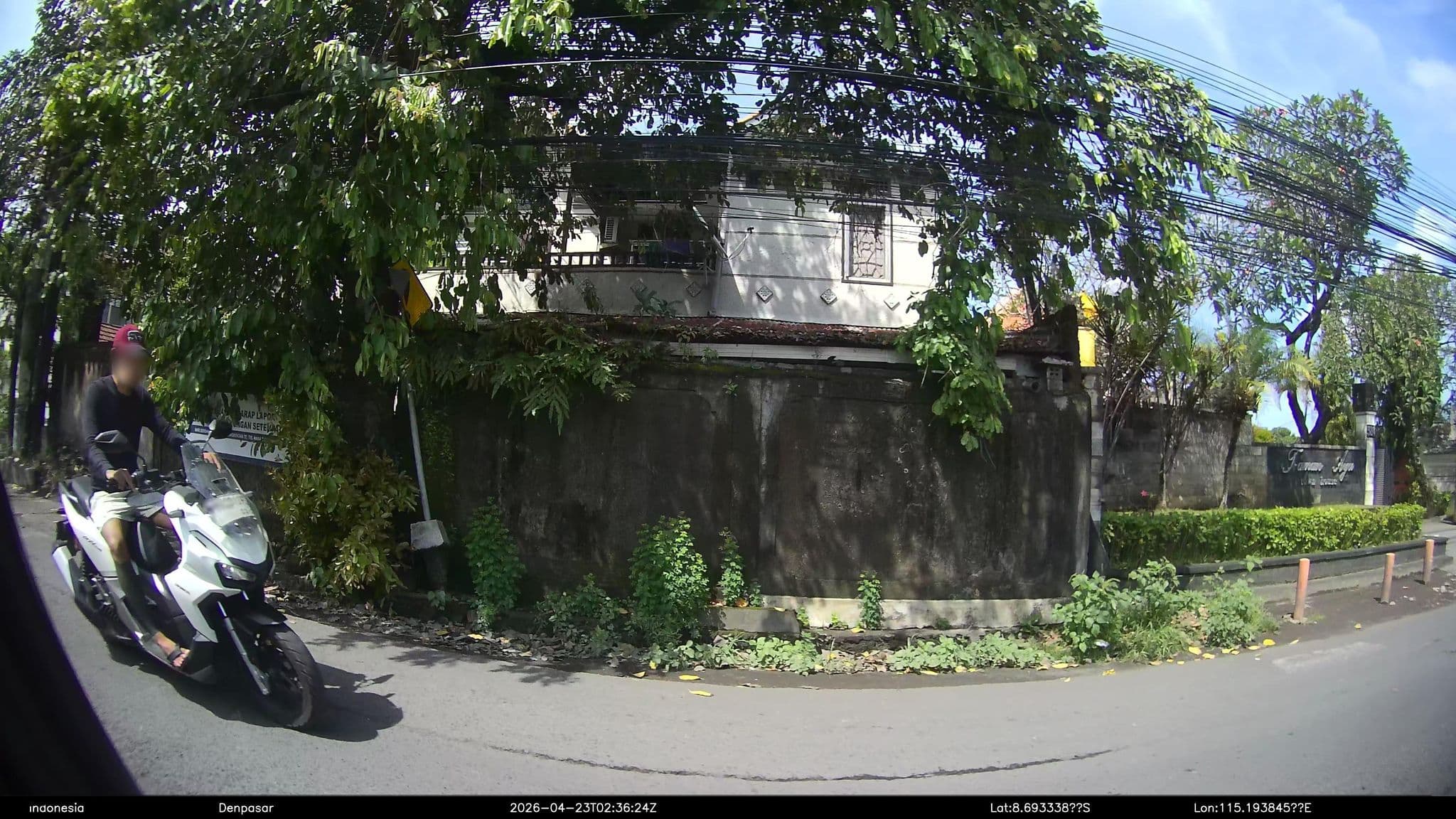 Street view near Taman Ayu Town House, Legian