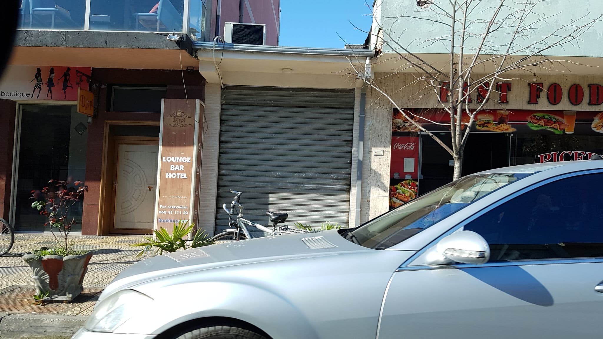 Street view near 90 Pods hostel & co-working, Shkodër — © denisju_osm (CC BY-SA · Mapillary)