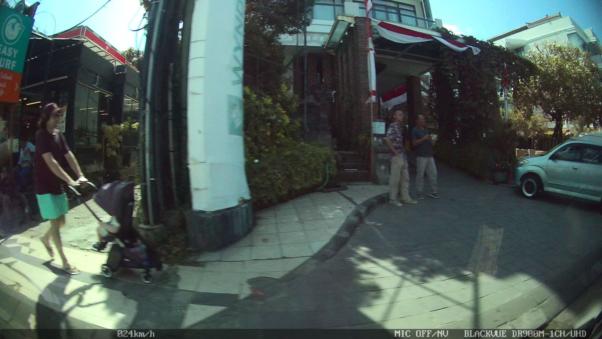 Street view near The Kuta Playa Hotel & Villas, Legian