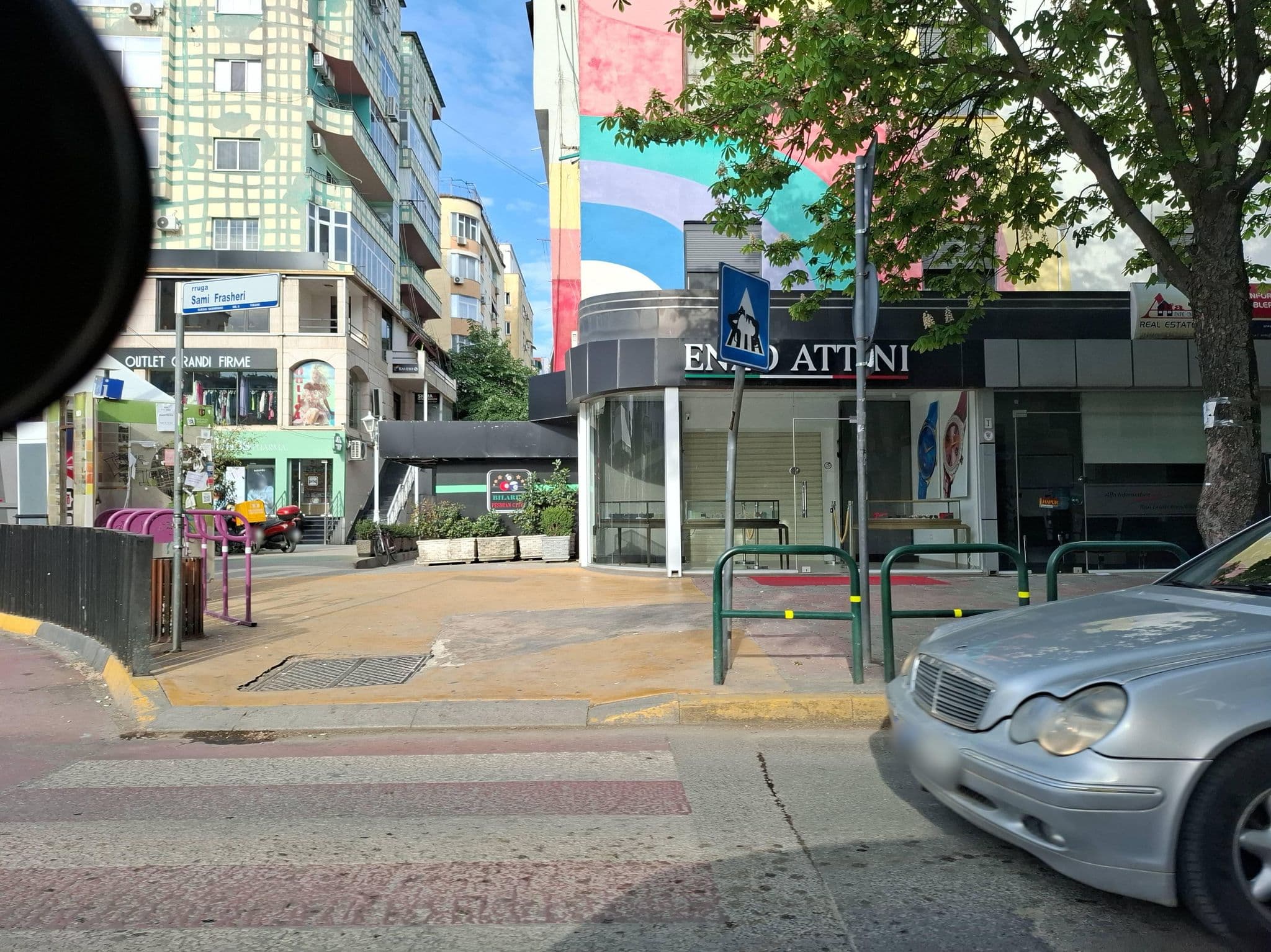 Street view near La Mirage Suites & Apartments, Tirana — © denisju_osm (CC BY-SA · Mapillary)