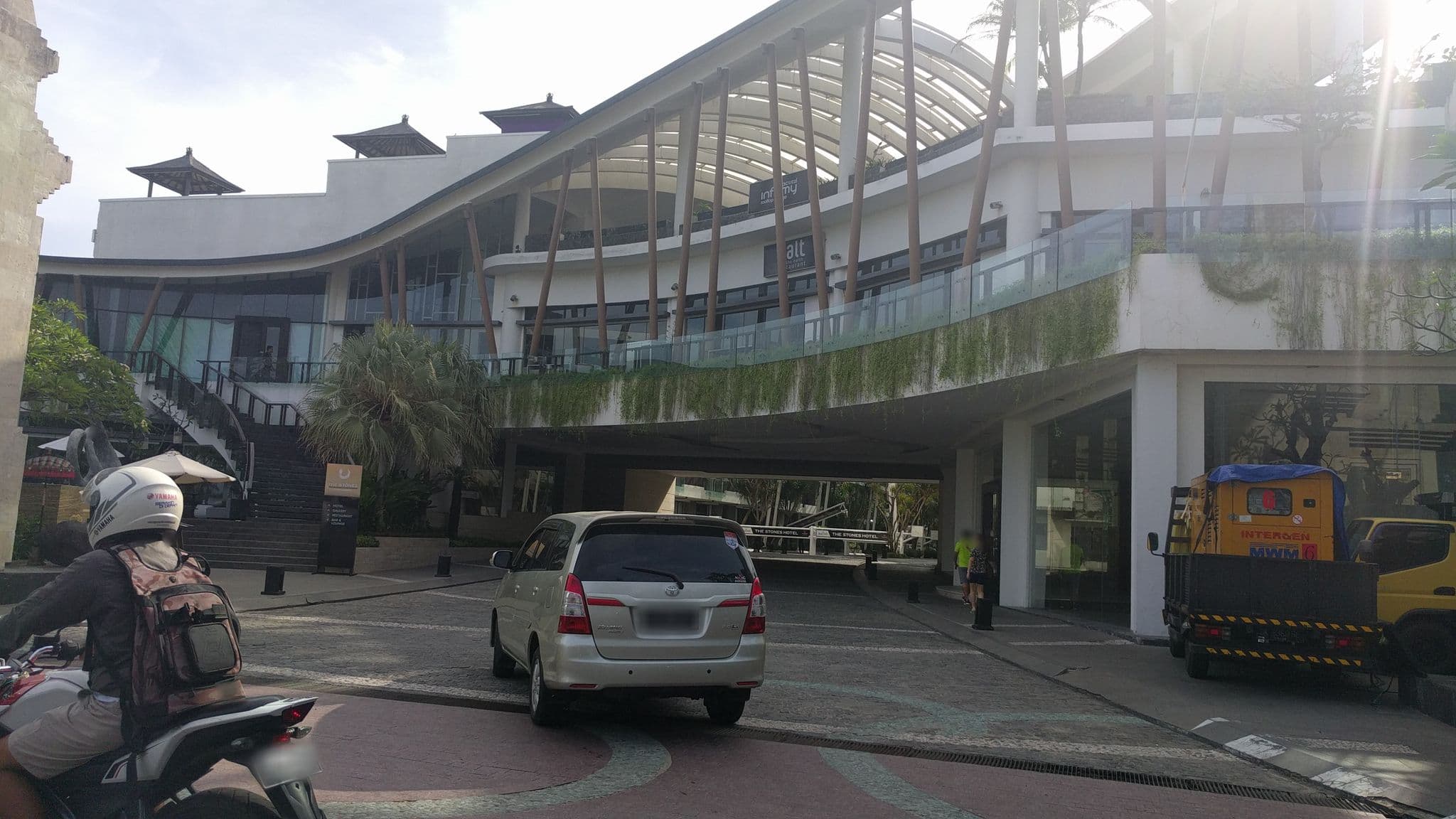 Street view near The Stones Hotel - Legian Bali, Autograph Collection, Legian — © alexrollin (CC BY-SA · Mapillary)