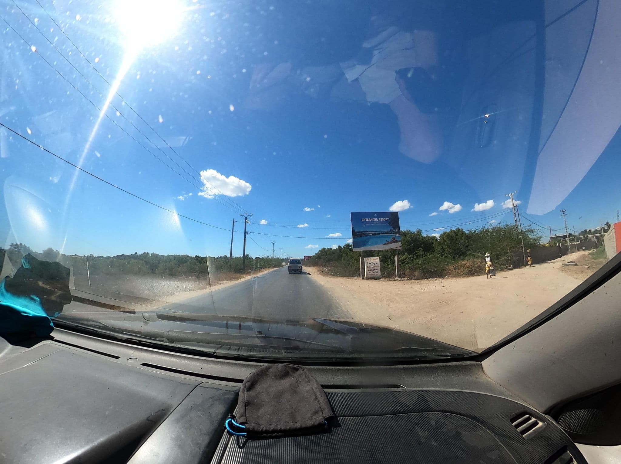Street view near TRANO MANGA, Mahajanga — © eric_s (CC BY-SA · Mapillary)