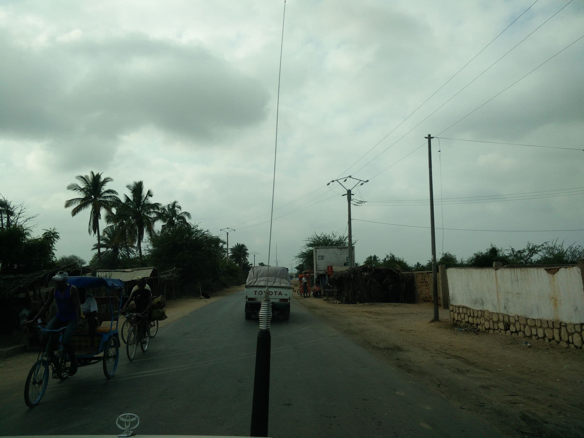 Street view near LE VAHINÉ ECO-RESORT, Toliara — © cartophyl (CC BY-SA · Mapillary)
