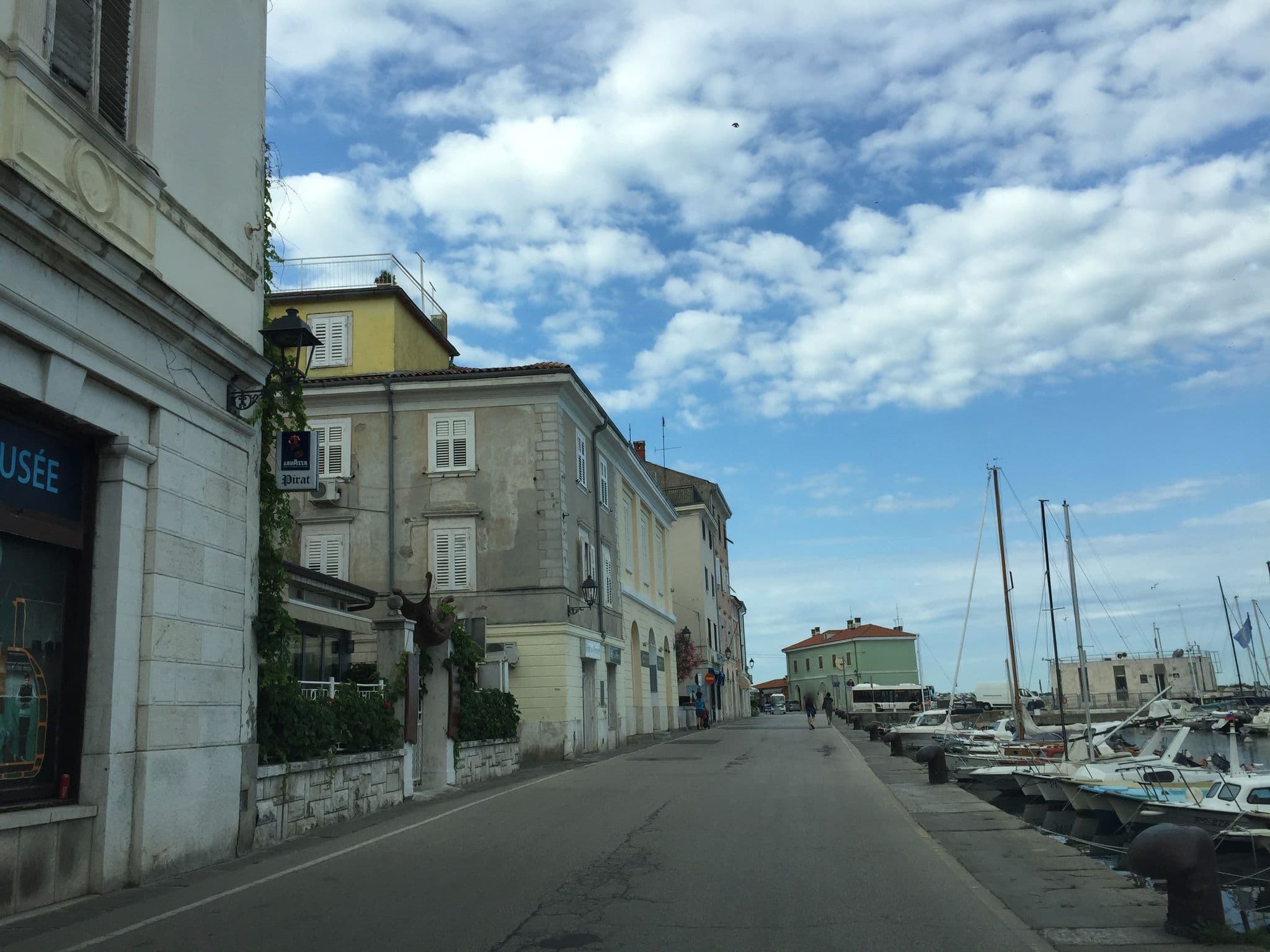 Street view near Phiros B&B, Piran — © canadarunner (CC BY-SA · Mapillary)