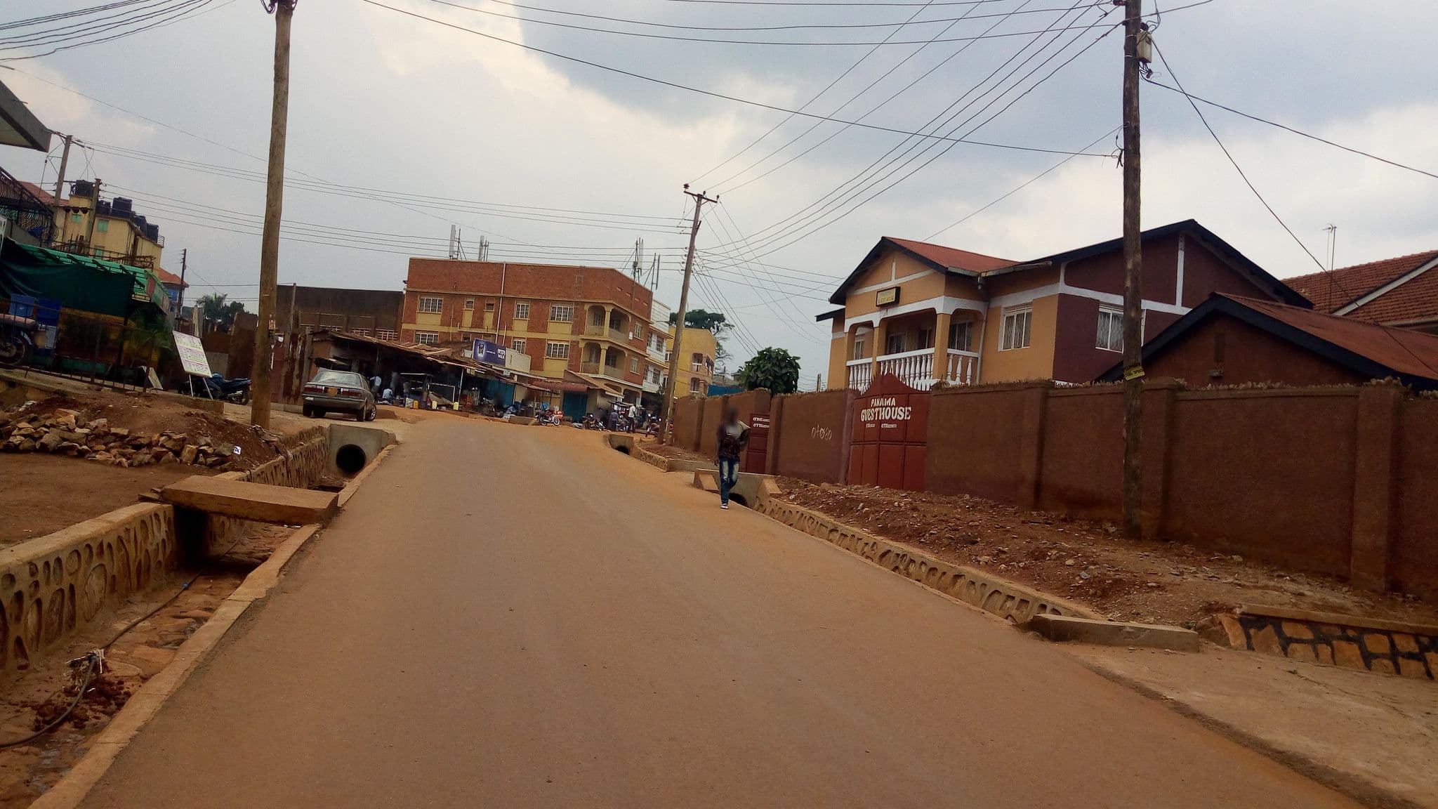 Street view near Bunyonyi Inn Bugolobi, Kampala — © michealyani (CC BY-SA · Mapillary)