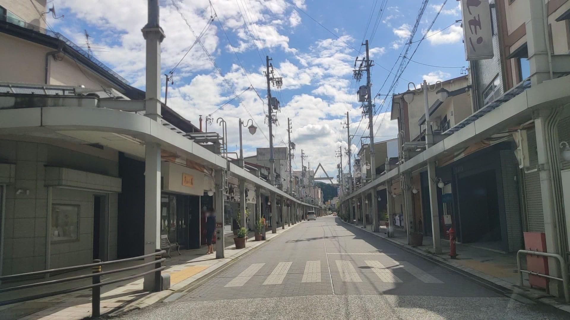 Street view near IZAKAYA からあげのどん/Takayama Soul Foods Cooking Class/GUEST HOUSE DON, Takayama — © drivephotograph (CC BY-SA · Mapillary)