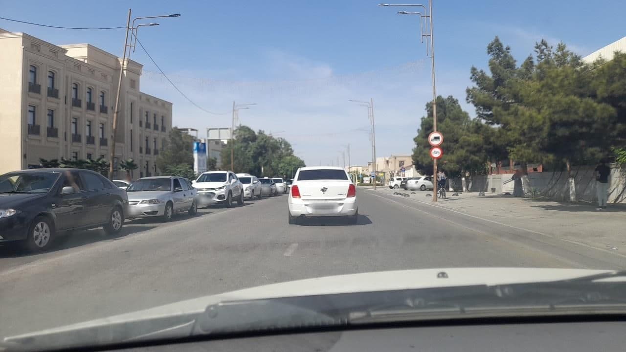 Street view near Golubyye Kupola, Bukhara — © georgiysys (CC BY-SA · Mapillary)