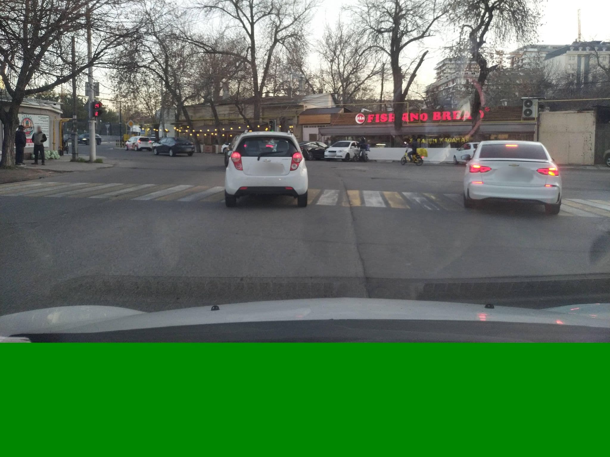 Street view near Хостел-Hostella, Yunusobod — © sirojiddin520 (CC BY-SA · Mapillary)