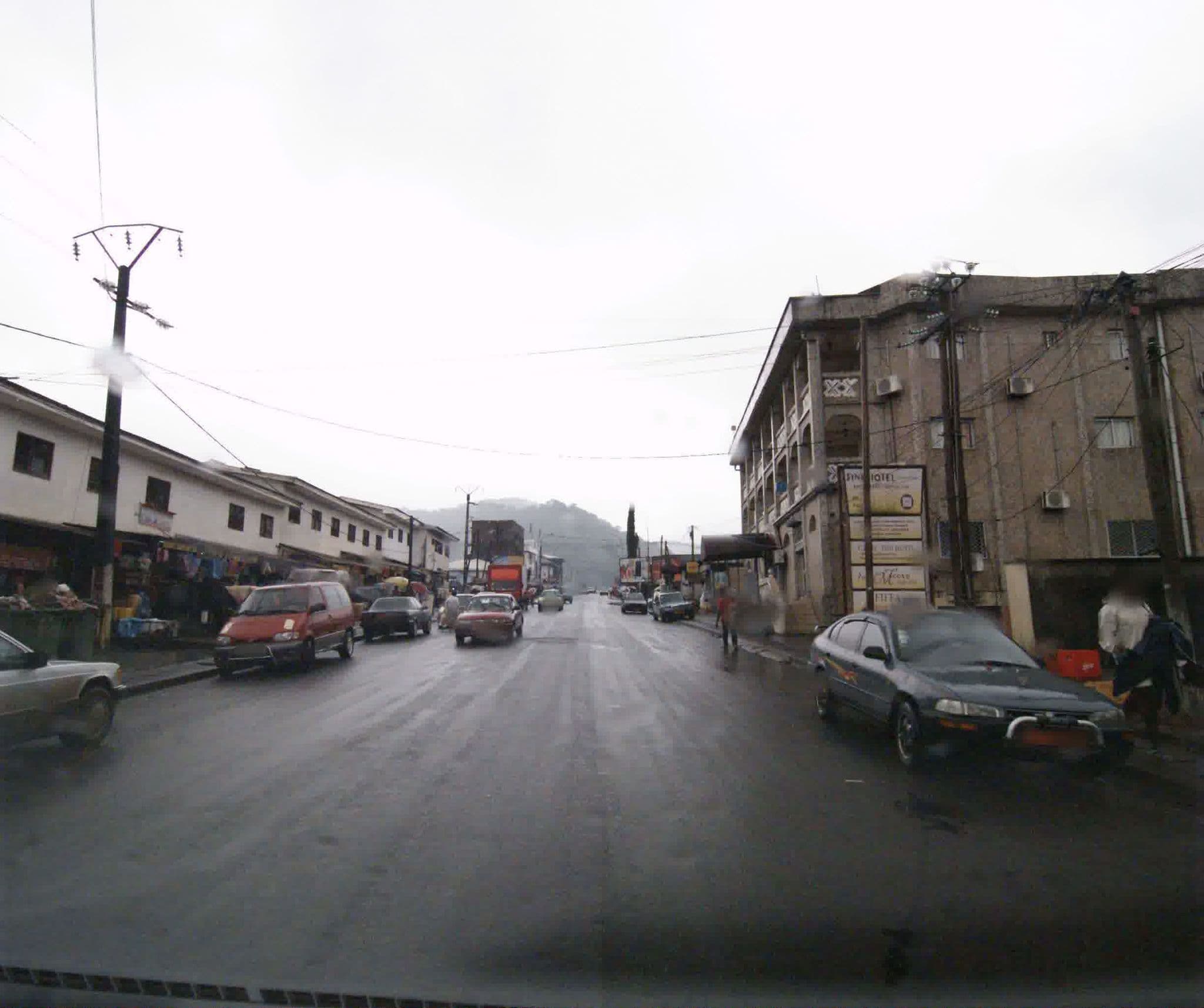 Street view near First International Inn Newtown, Limbe — © sogefi (CC BY-SA · Mapillary)